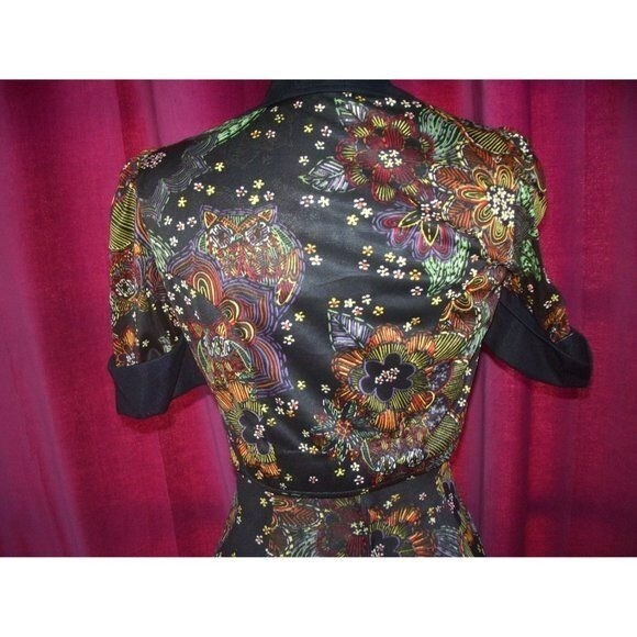 1970′ Vintage Full Length with Jacket Beautiful Black floral Print Dress 2 pc