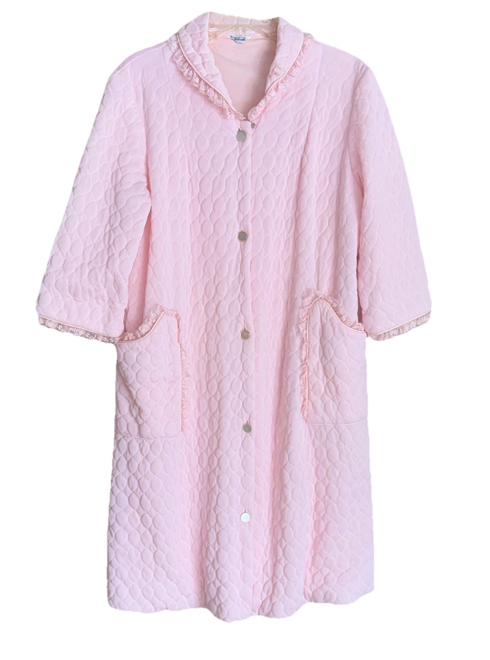 Vintage Penney’s Adonna Pink Quilted Granny Robe Lace Detail Pockets Size M/L