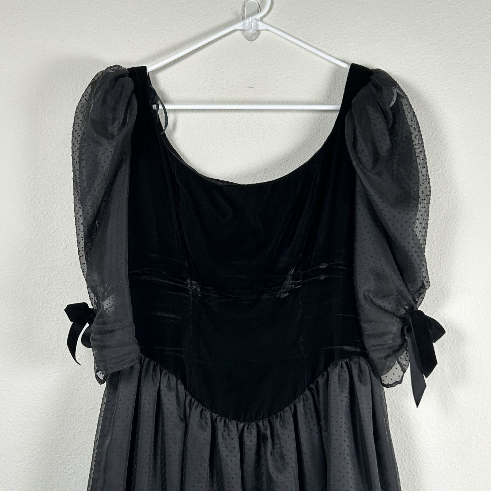 Vintage Gunne Sax Jessica McClintock Dress Size 11 Black Velvet Lace Gothic Gown