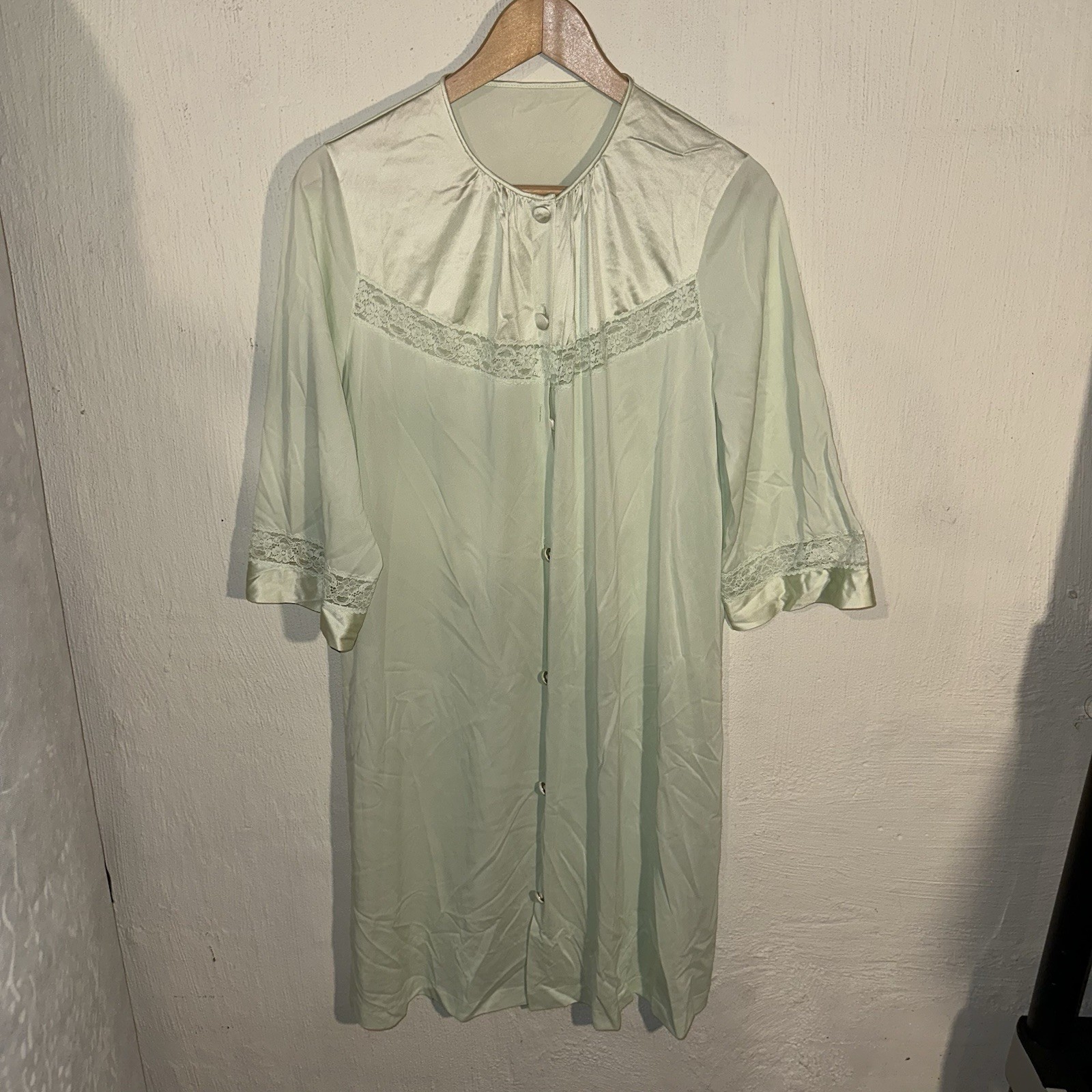 Vanity Fair VINTAGE Women’s Button Robe Sz 34 Light Mint Green Nylon