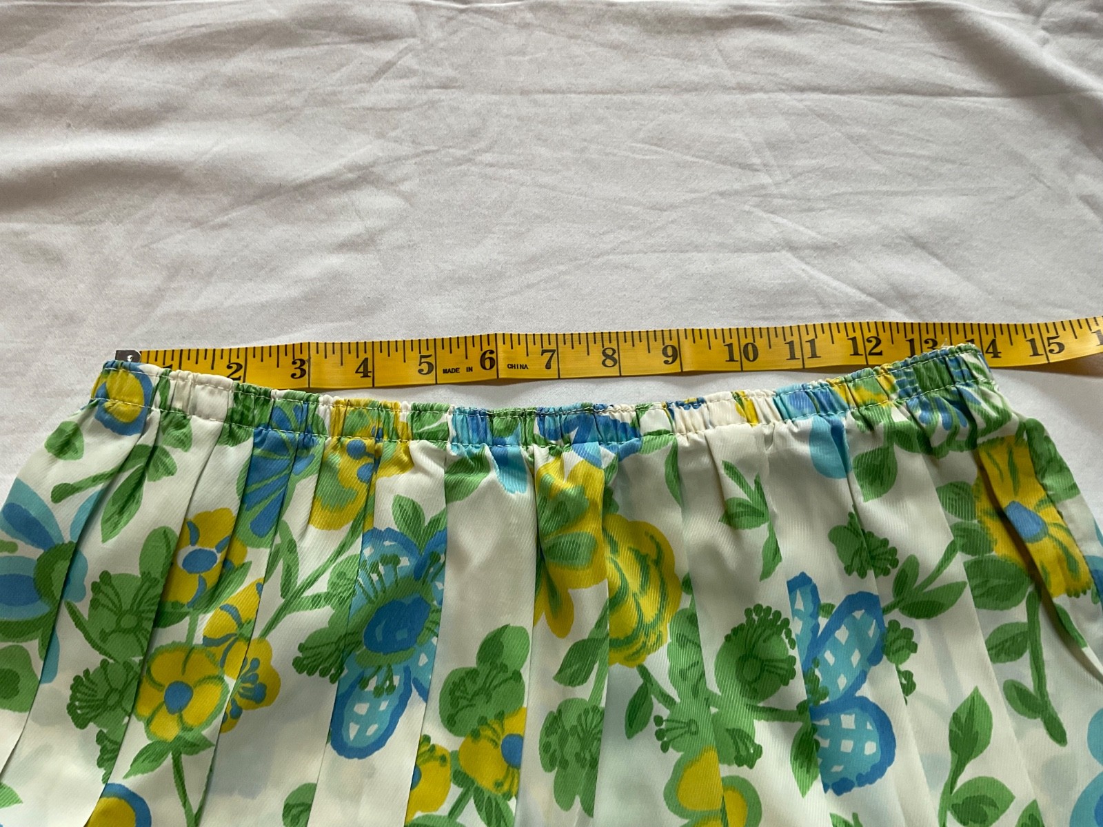 Vintage 1960s Women’s Blouse Top & Skirt Set Pleated Floral Union label Size 16