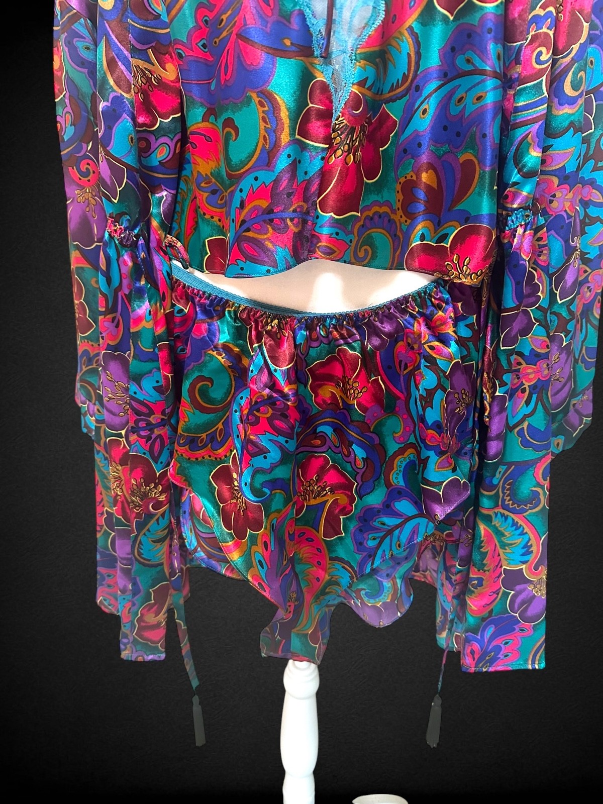VTG Victoria’s Secret Gold Label Satin Lace Pajama Set Robe Cami Shorts 3 Pc M/L
