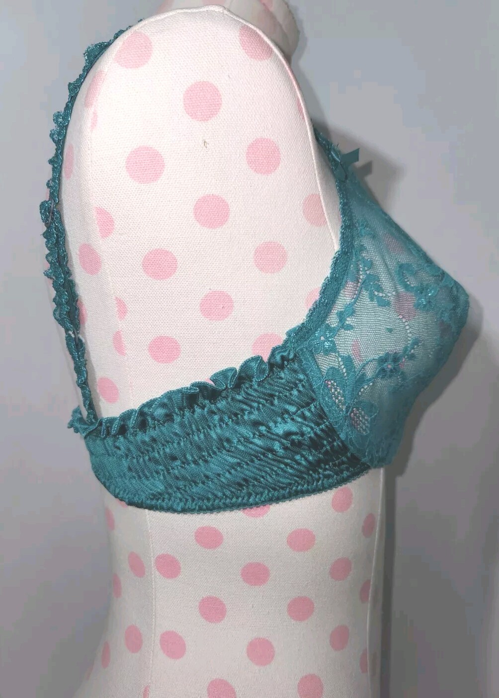 Vintage Victoria’s Secret Gold Label CROWN Bra 36C Made in USA- NWT – Teal Green