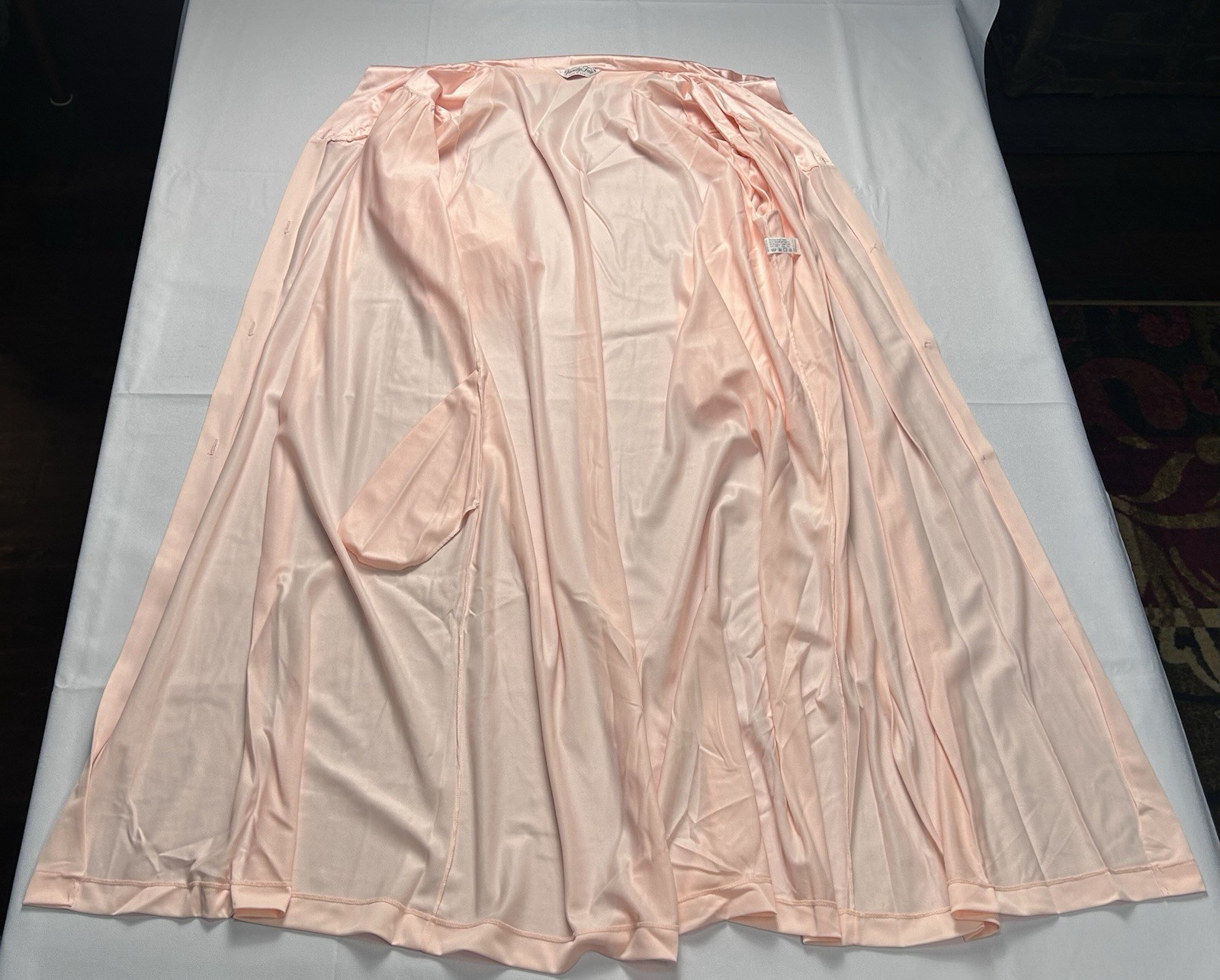 Vintage Vanity Fair Pink Nylon Robe Sz M Silky Loungewear Feminine Classic