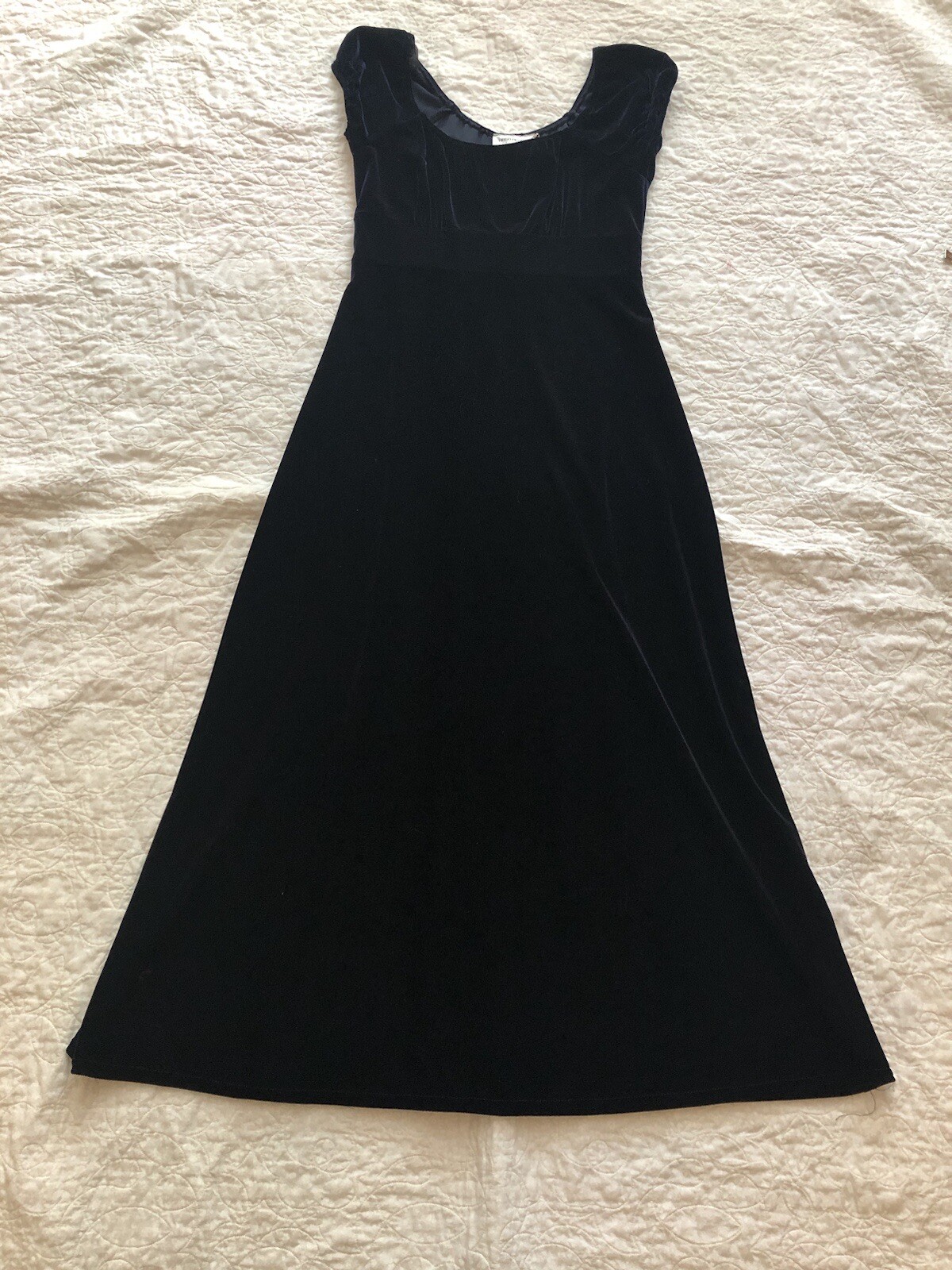 Hugo Buscati 90’s Vintage Black Polyester /Spandex Velvet Maxi Dress