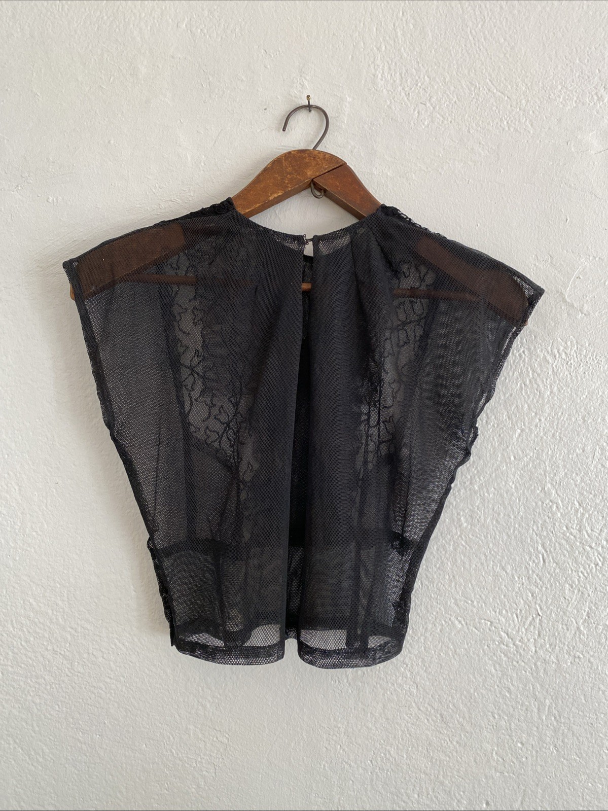Vintage 20s Sheer Net Tulip Embroider Ruffle Top w/ Antique Keepsake Note Sz S M