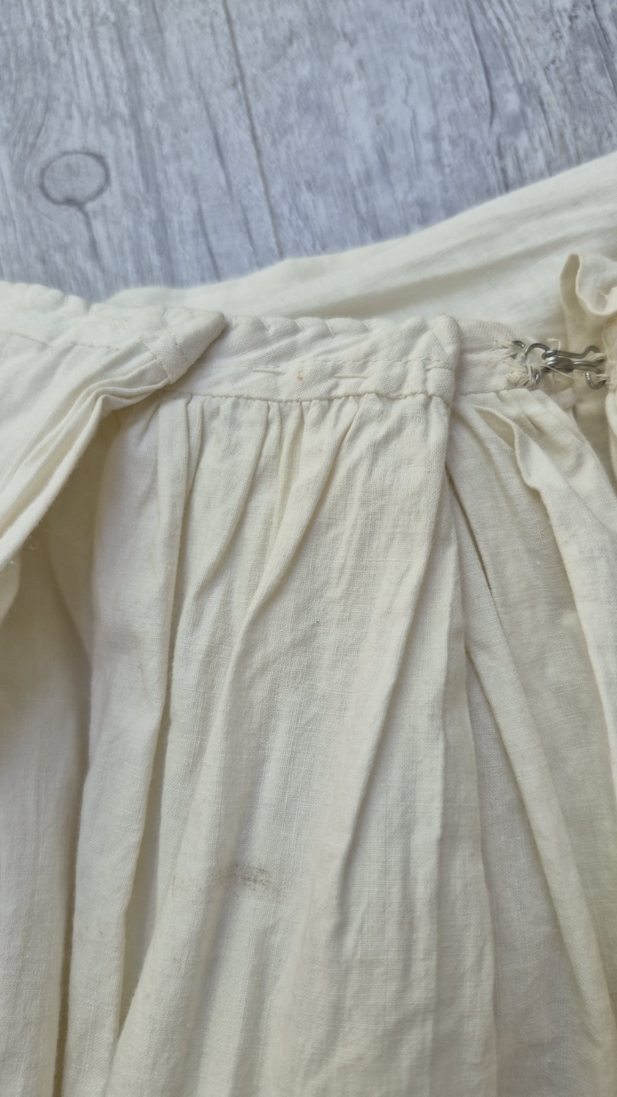 ANTIQUE VICTORIAN WHITE COTTON PETTICOAT SKIRT W/ CROCHET LACE – Waist 24″