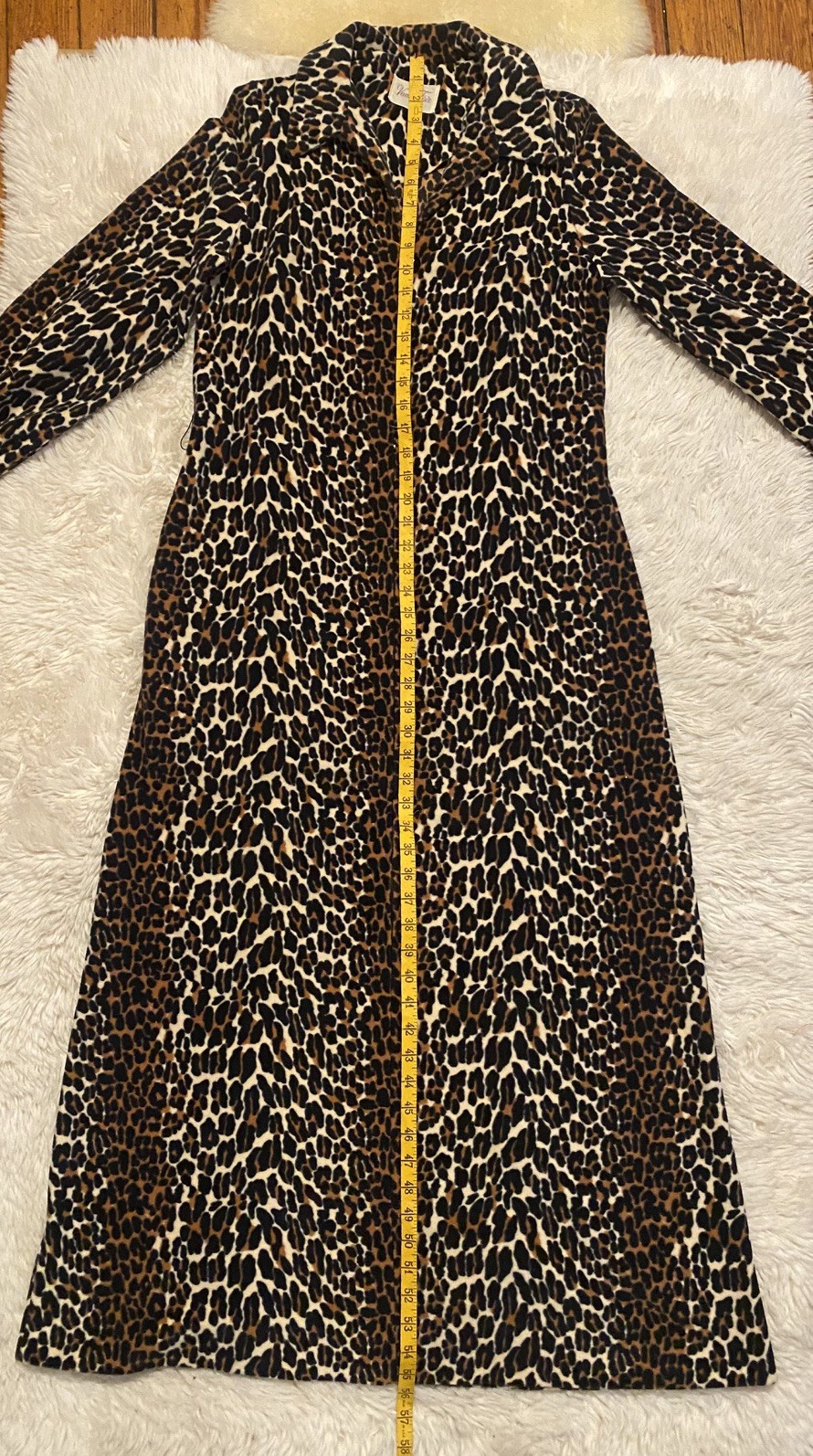 VTG Vanity Fair Velveteen Leopard Print Robe w Pockets & Belt Medium
