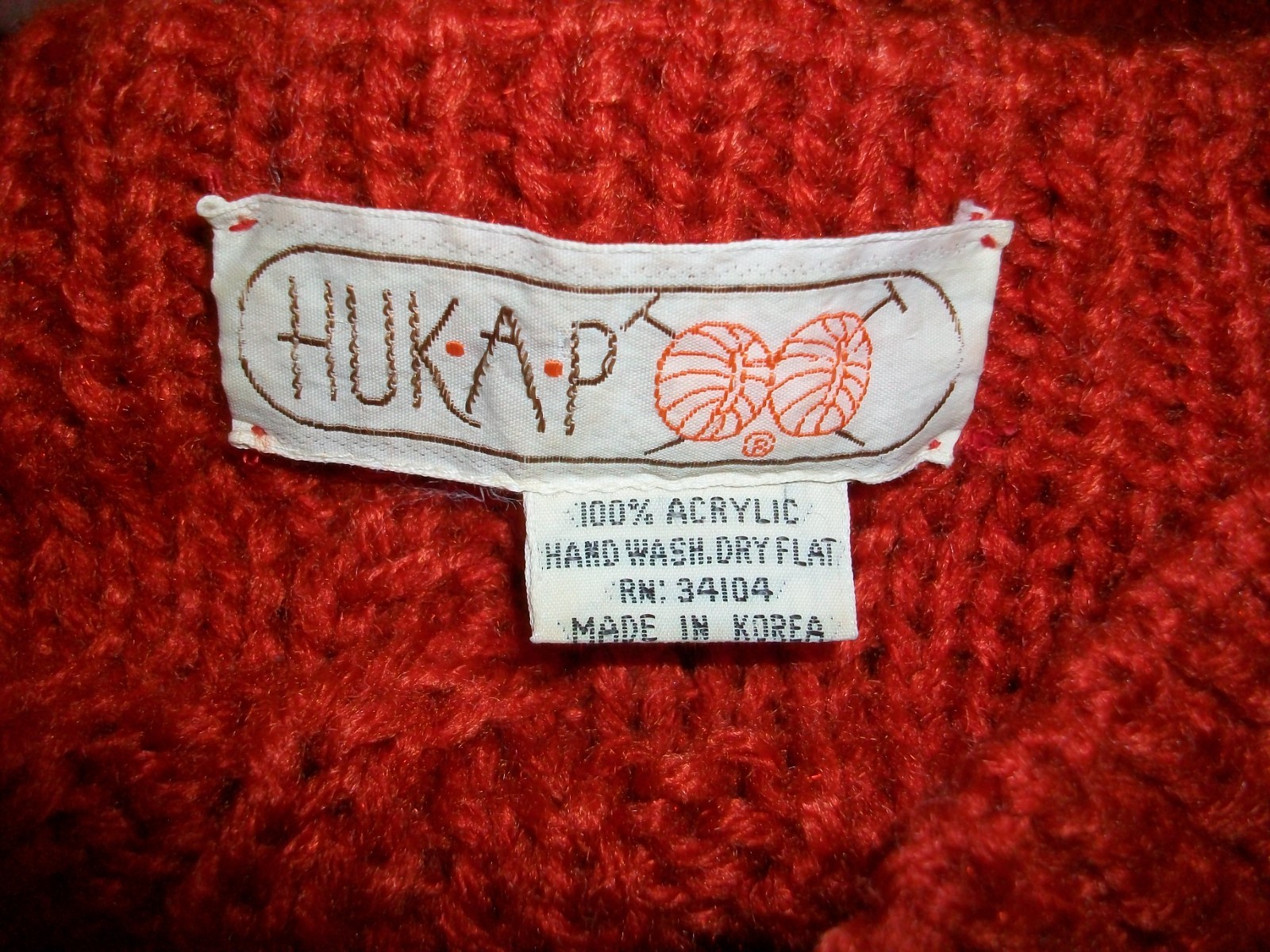 Vintage Hukapoo Paprika Orange Acrylic Cable Knit Pullover V-neck Sweater MEDIUM