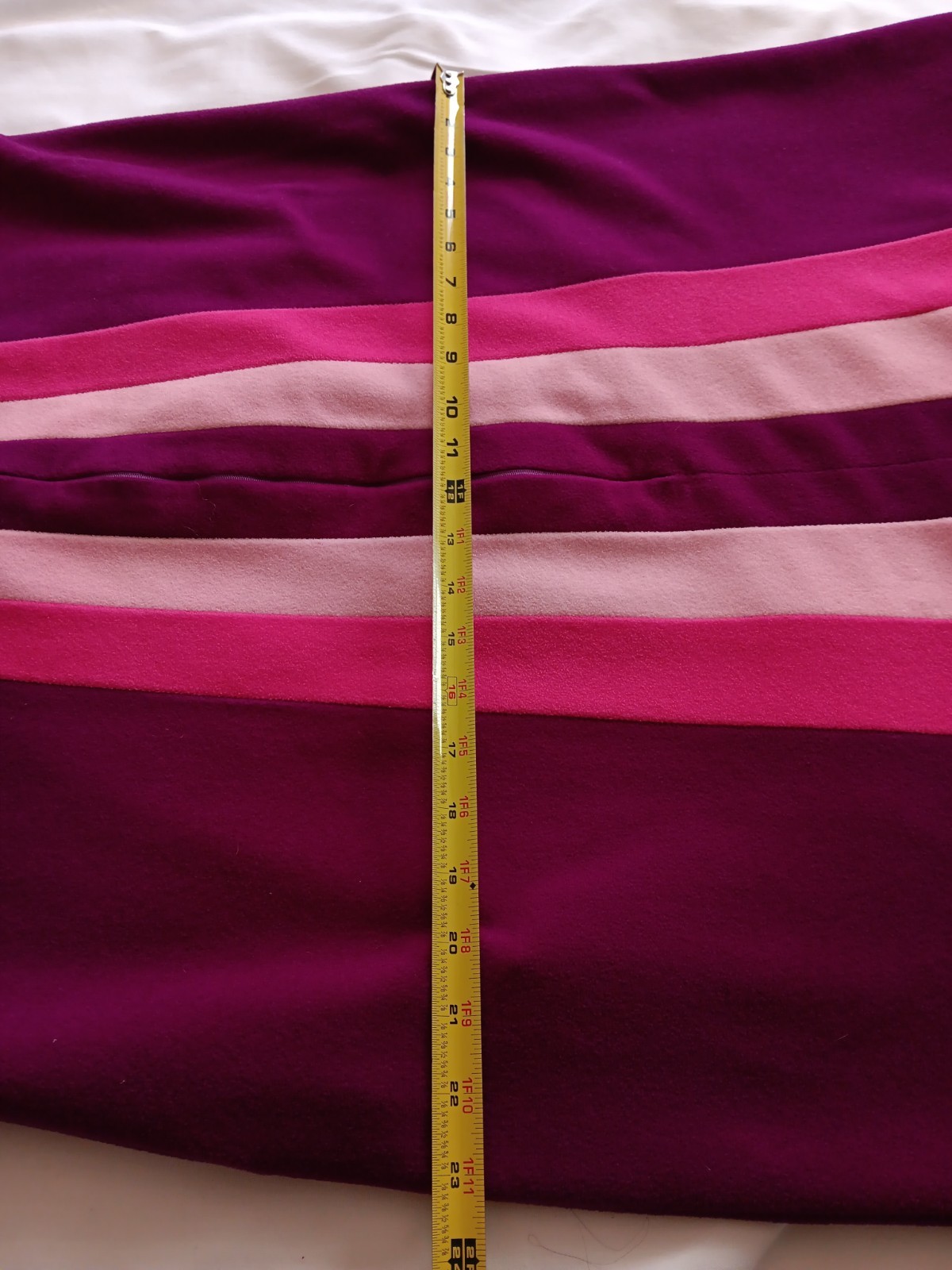 Vtg 70s JC Penney Velour Front Zip Robe 14 Fits L Purple Majenta Pink