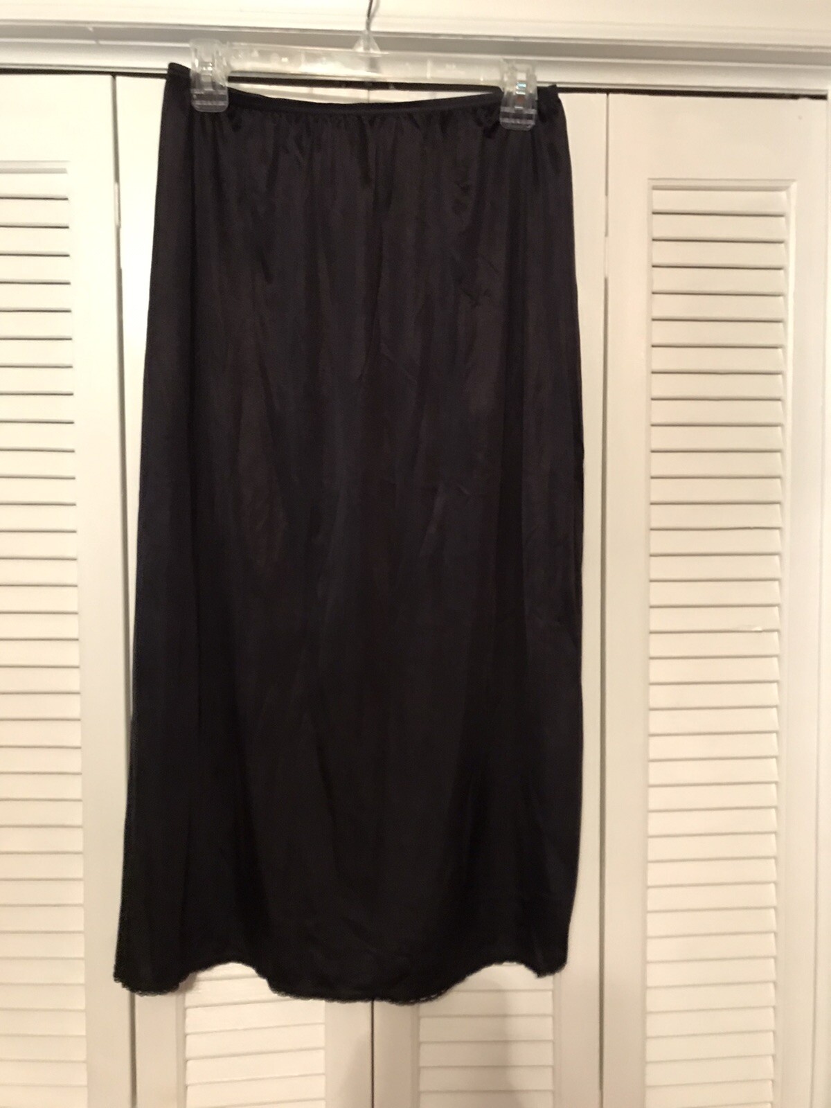 vassarette half slip black 32” L /42