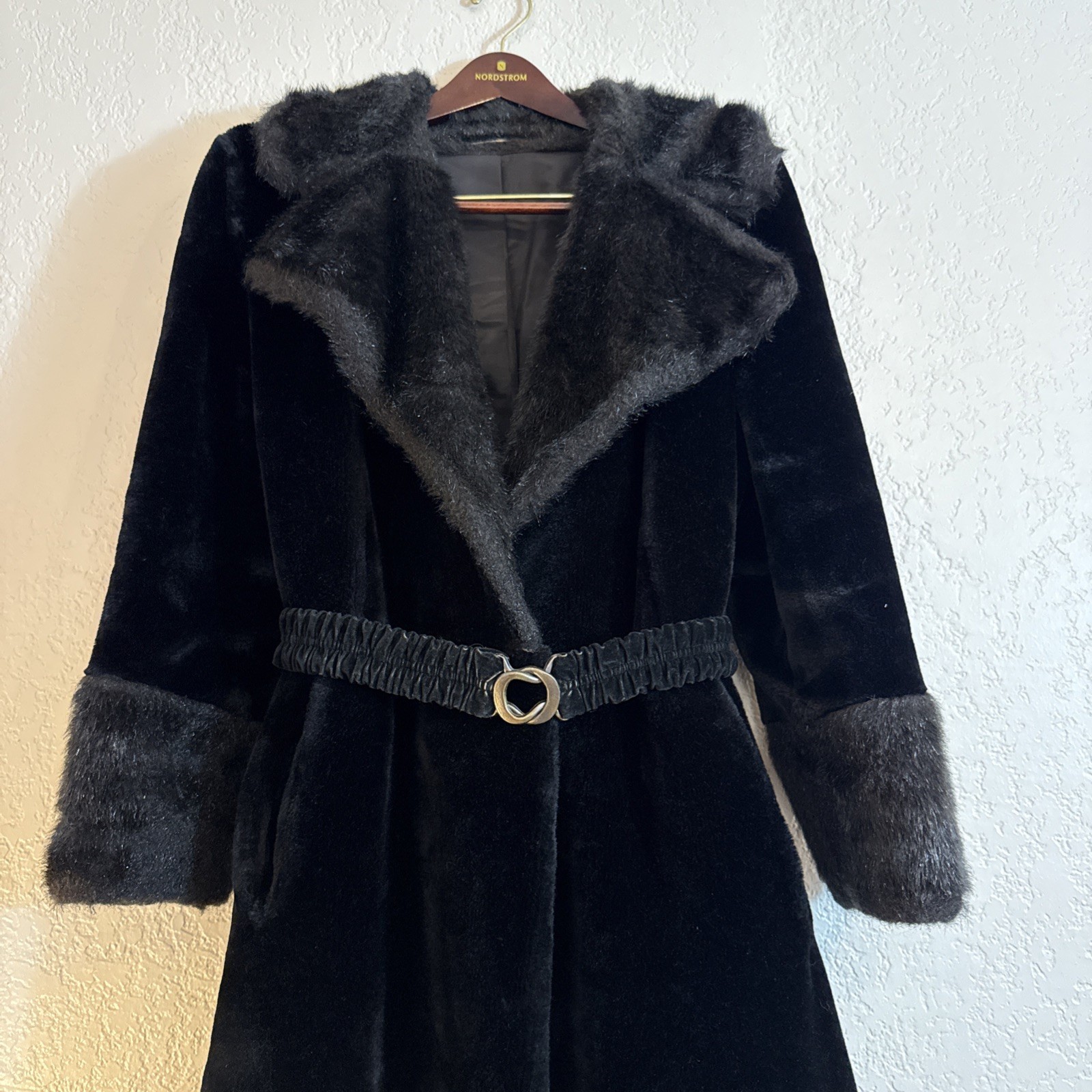 Vintage 1960s–70s Rogers Gallery Ltd Black Velvet Coat Faux Fur Trim Union Made
