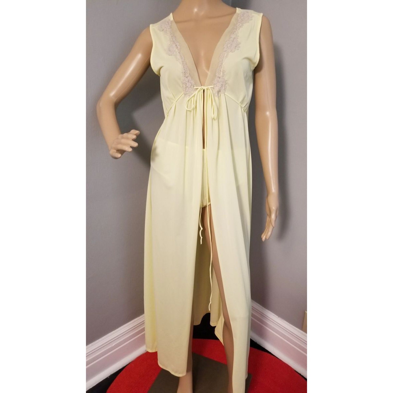 70s Sears Lemon Yellow Flyaway Negligee & Bottoms Set – L