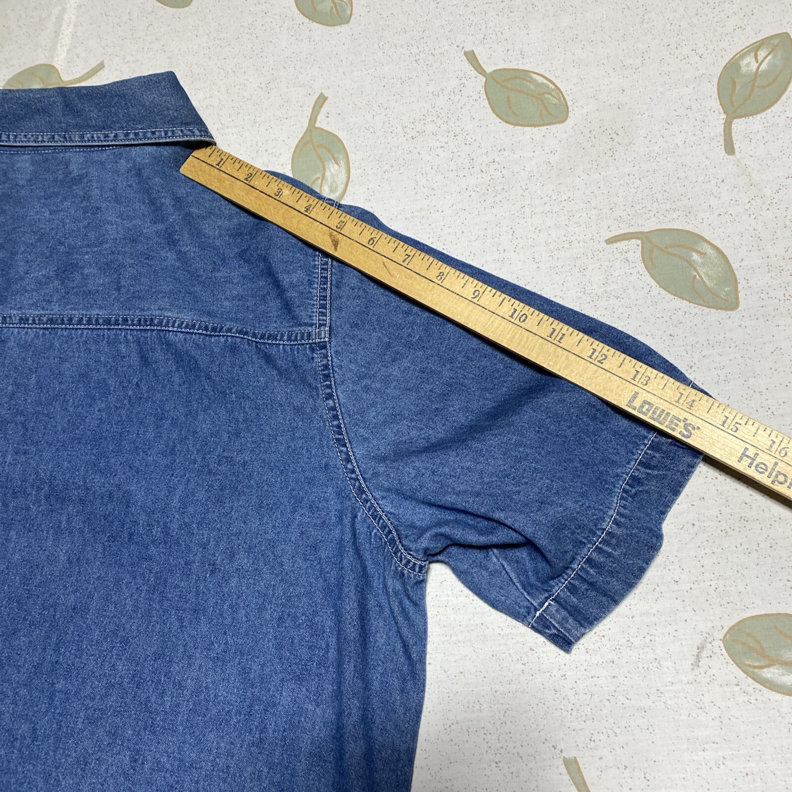 Vintage Womens Looney Tunes Tweety Denim 14W/16W Short Sleeve Shirt