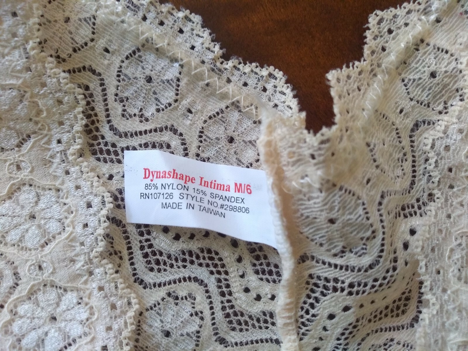 Vintage Dynashape Red Beige Blue Lace Short Hi Cut Panties Size Medium 6