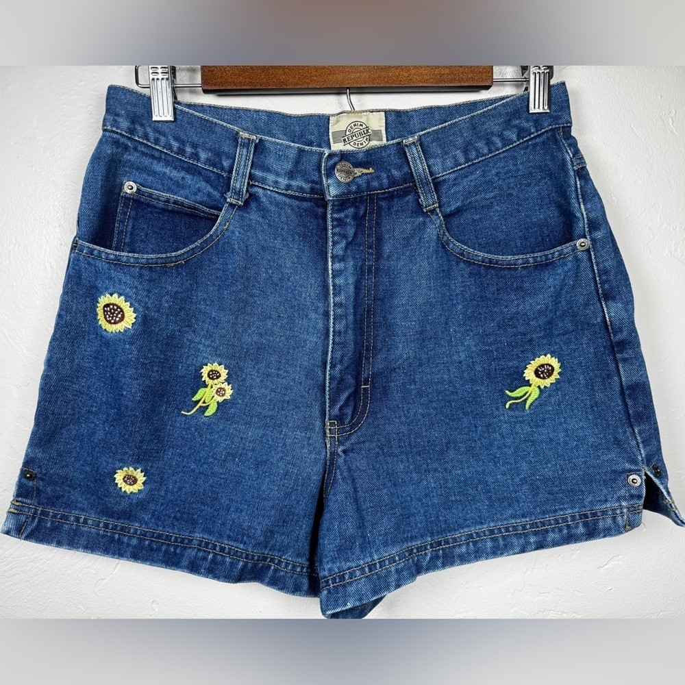 Vintage Republic Denim 100% Cotton with Sunflower Embroidery Size 11/12