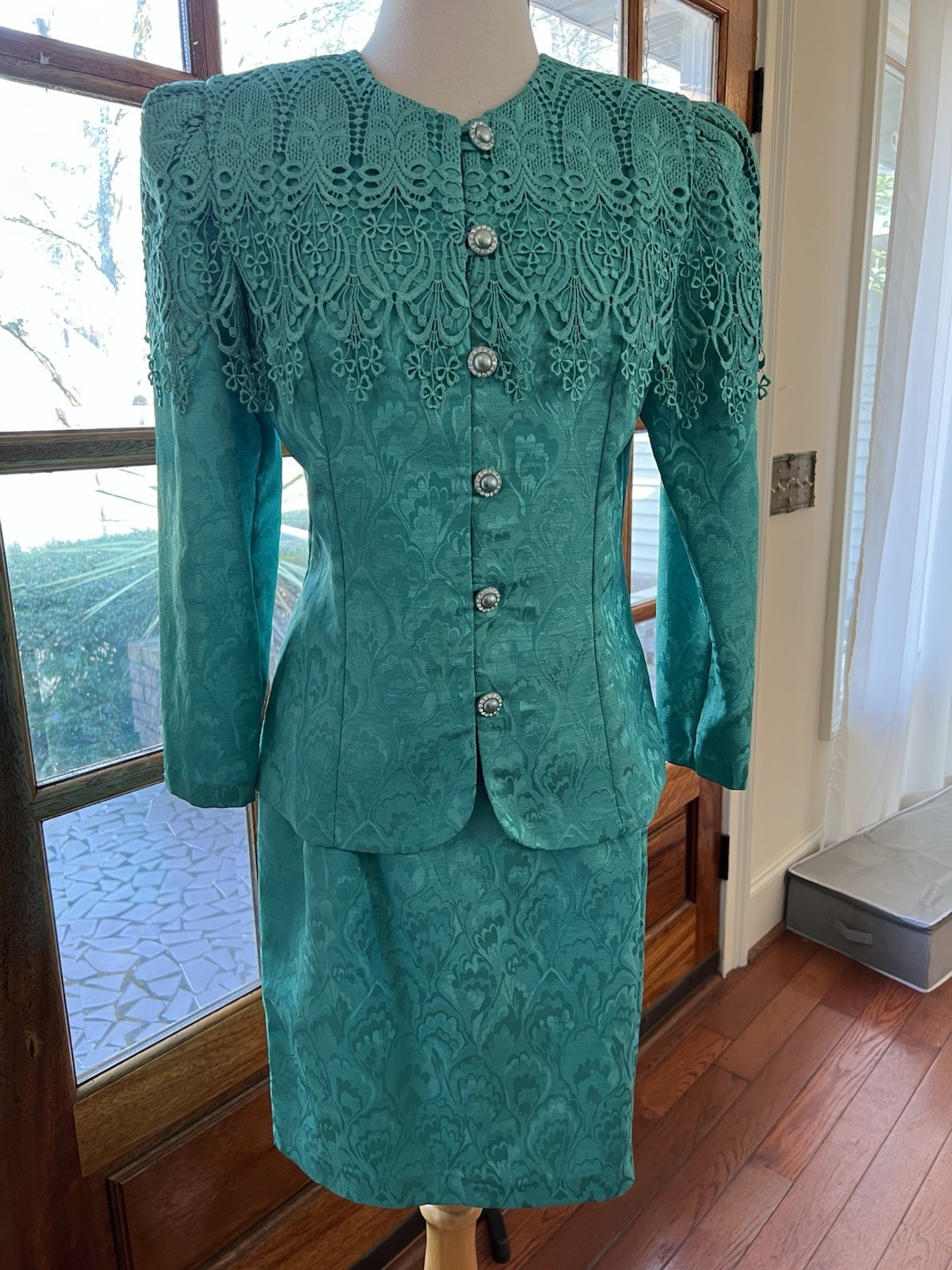 VTG 80’s 2 Piece Teal Dress, Big Lace Rhinestone Buttons, Big Shoulder Pads Sz 8