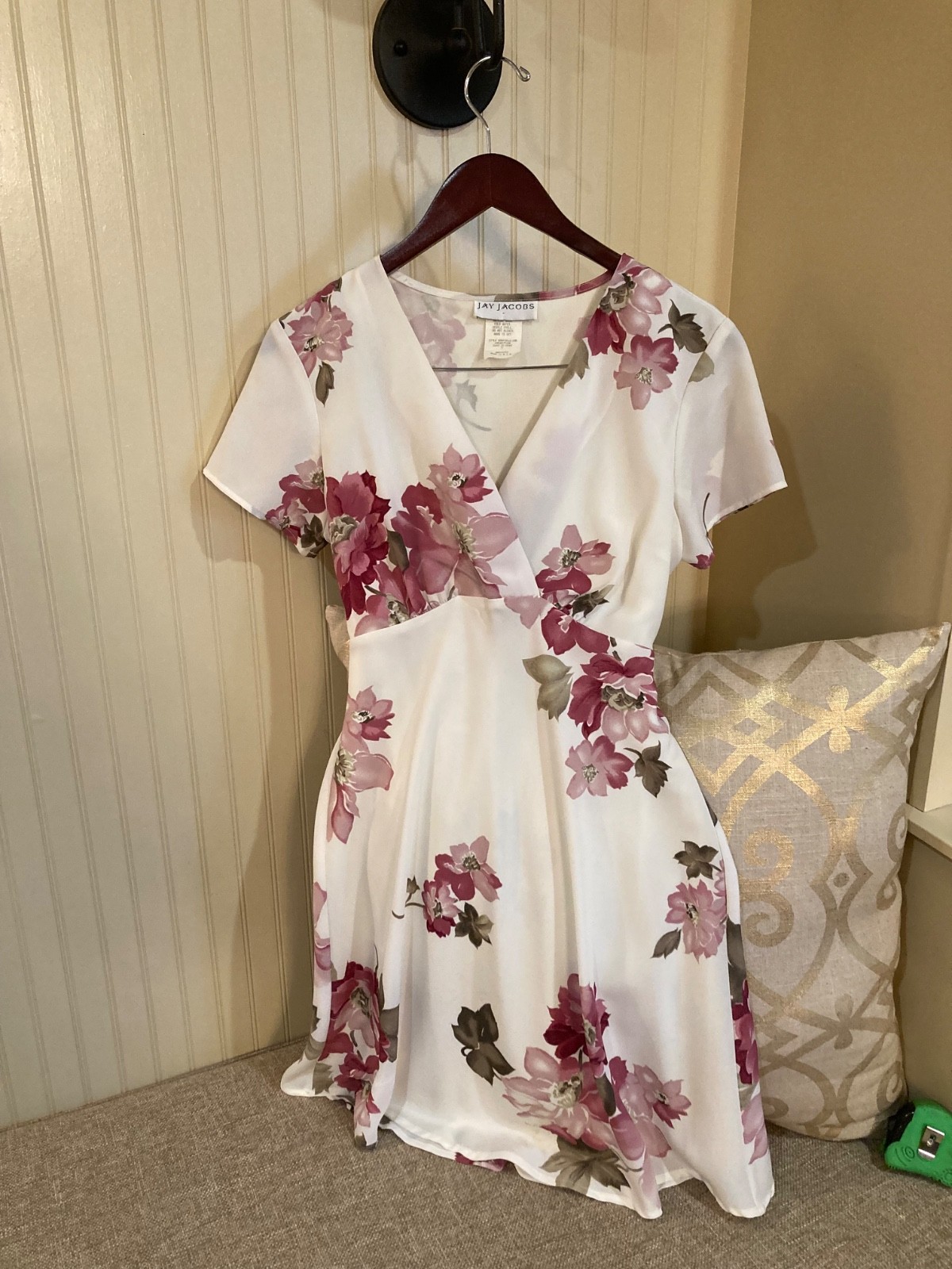 1970’s Jay Jacobs Faux Wrap/Back Tie Lined Floral Size 7 Dress