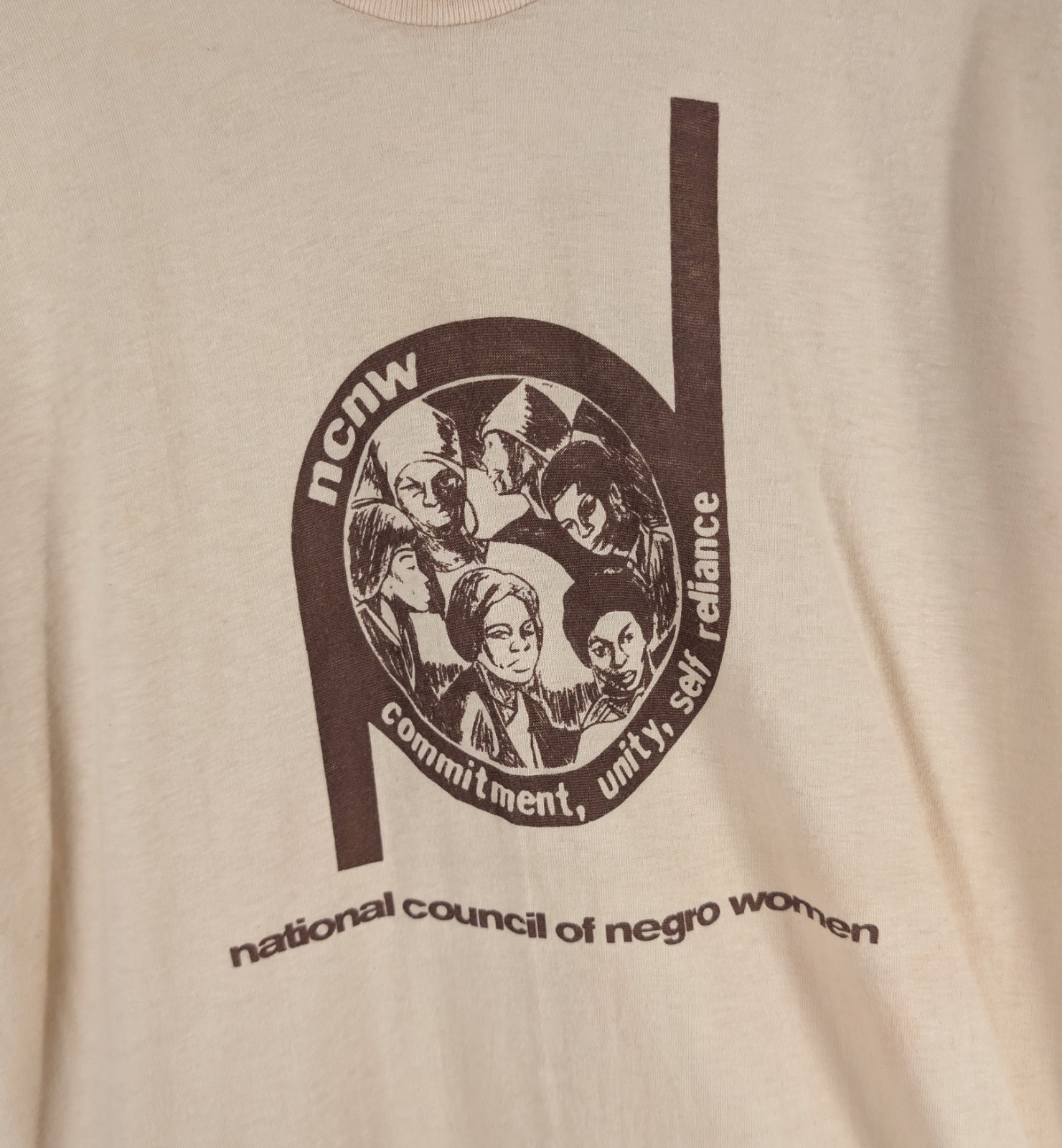 Vintage 1980s National Council Of Negro Women NCNW Graphic T Shirt USA L 19×28