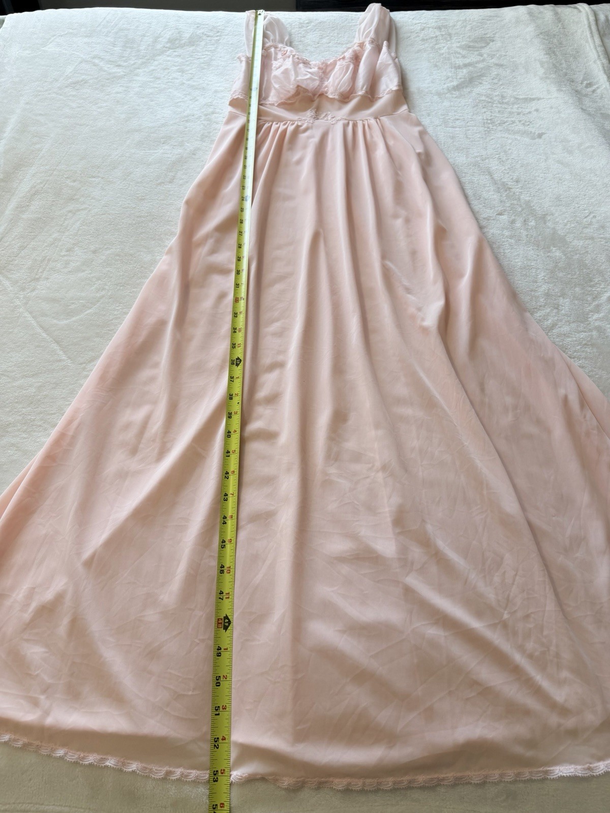 VTG 60s ARTEMIS Light Pink Nylon EMBROIDERED CUPS NIGHTGOWN Size 34