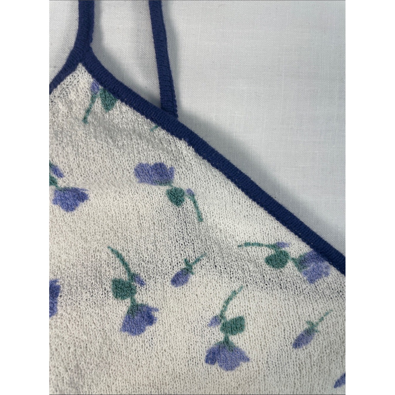 Floral Knit Spaghetti Cami – White with Purple Floral lite S