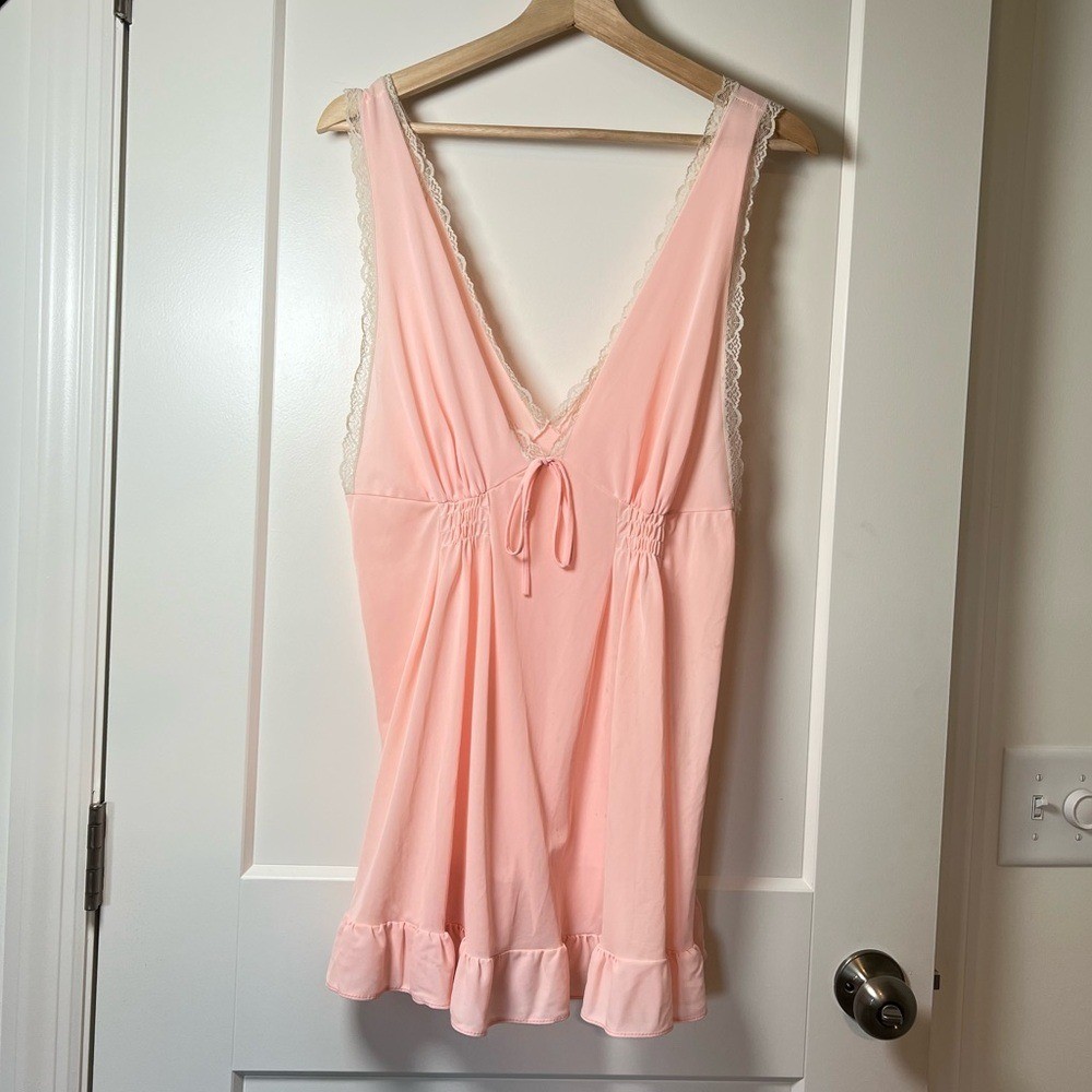 Vintage 80-90s Soft Pink Lace Night Lingerie Dress – Sabrina Carpenter Style
