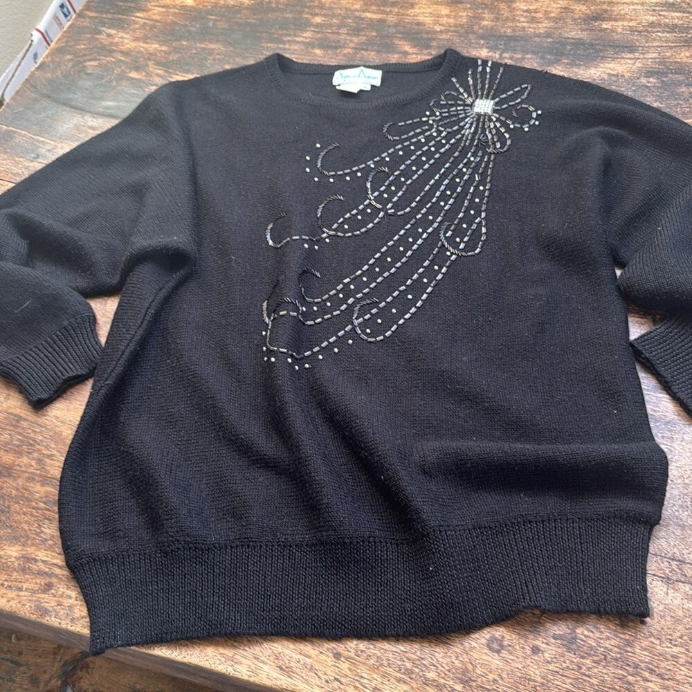 Draper’s & Damon’s pullover black beaded Sweater size extra Large long sleeve