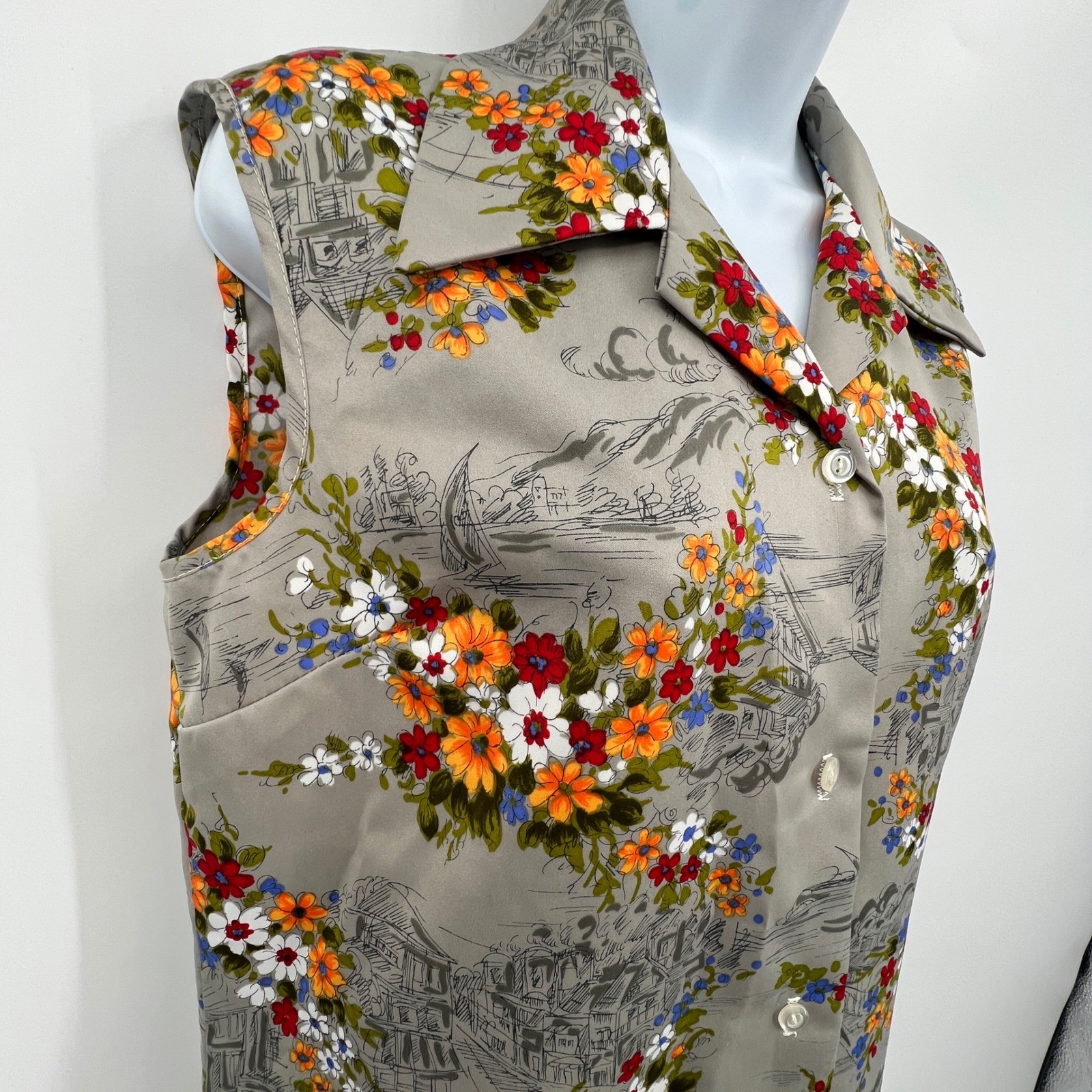 Vintage 70s Dagger Collar Artist Smock Blouse Floral Gray Pockets MCM Darts