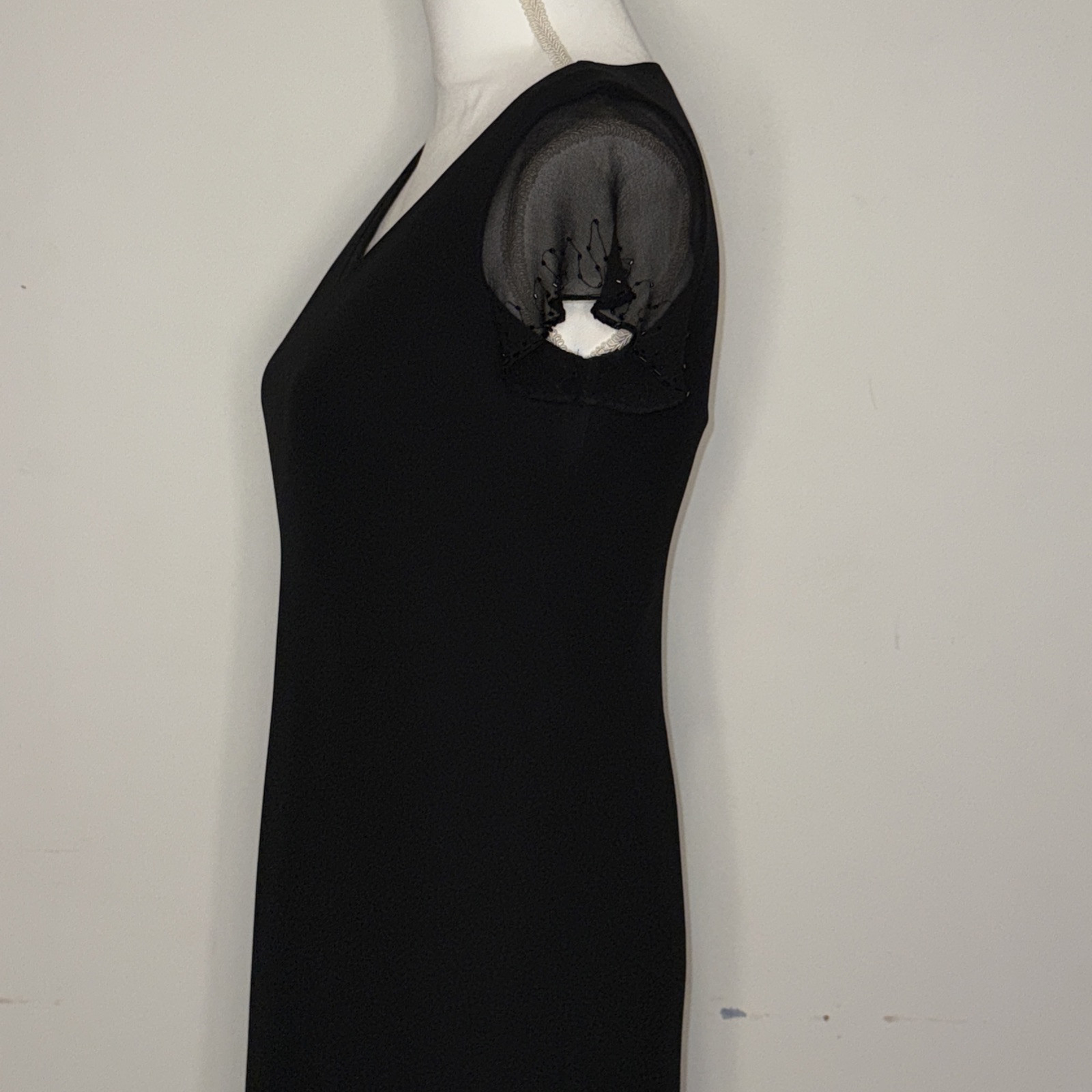 Vintage Jones New York Dress Little Black Beaded Lined Cocktail Dress Size 4 P