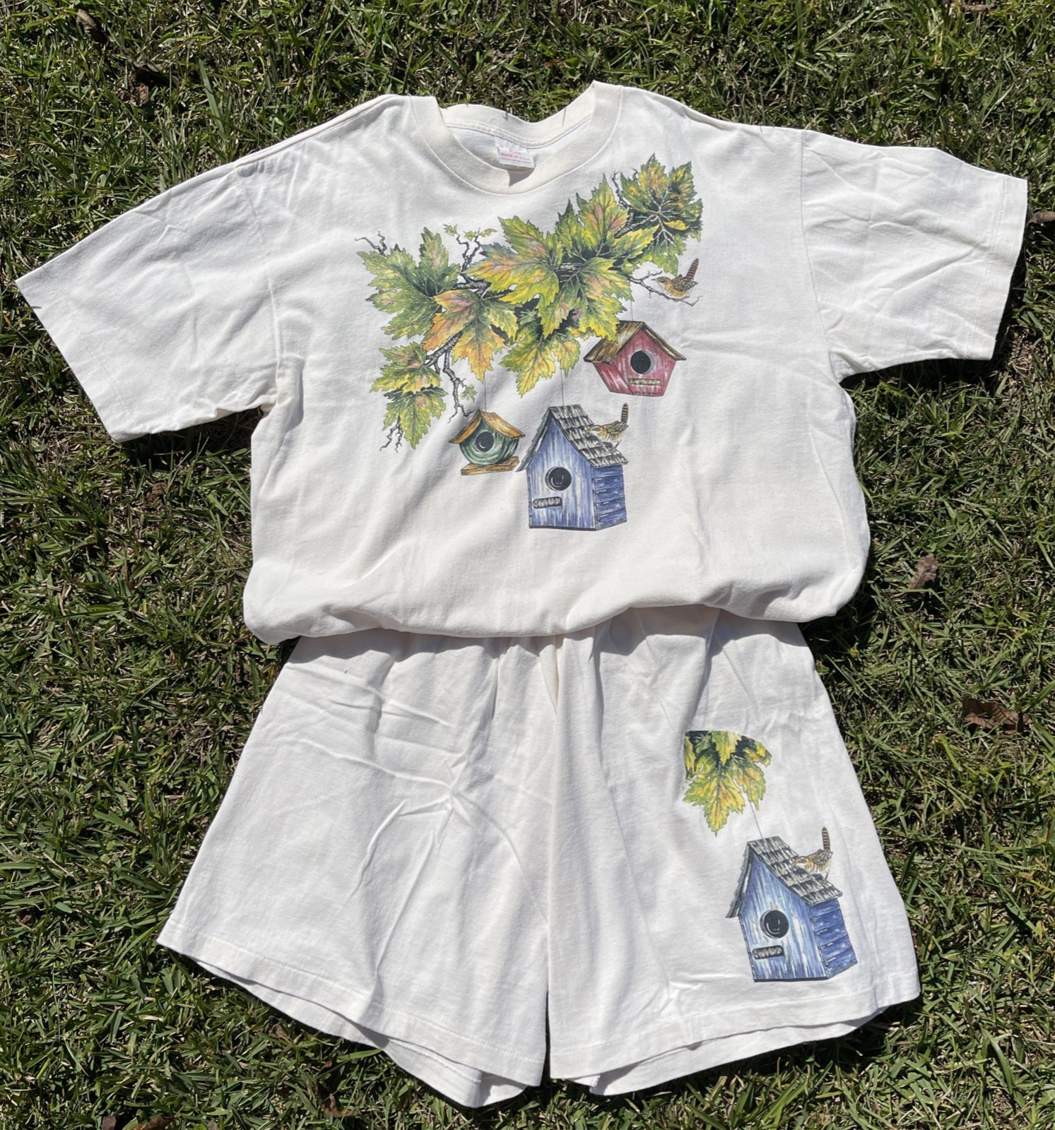 VTG Bird House T-Shirt And Shorts Set Single Stitch XL Glitter Beige