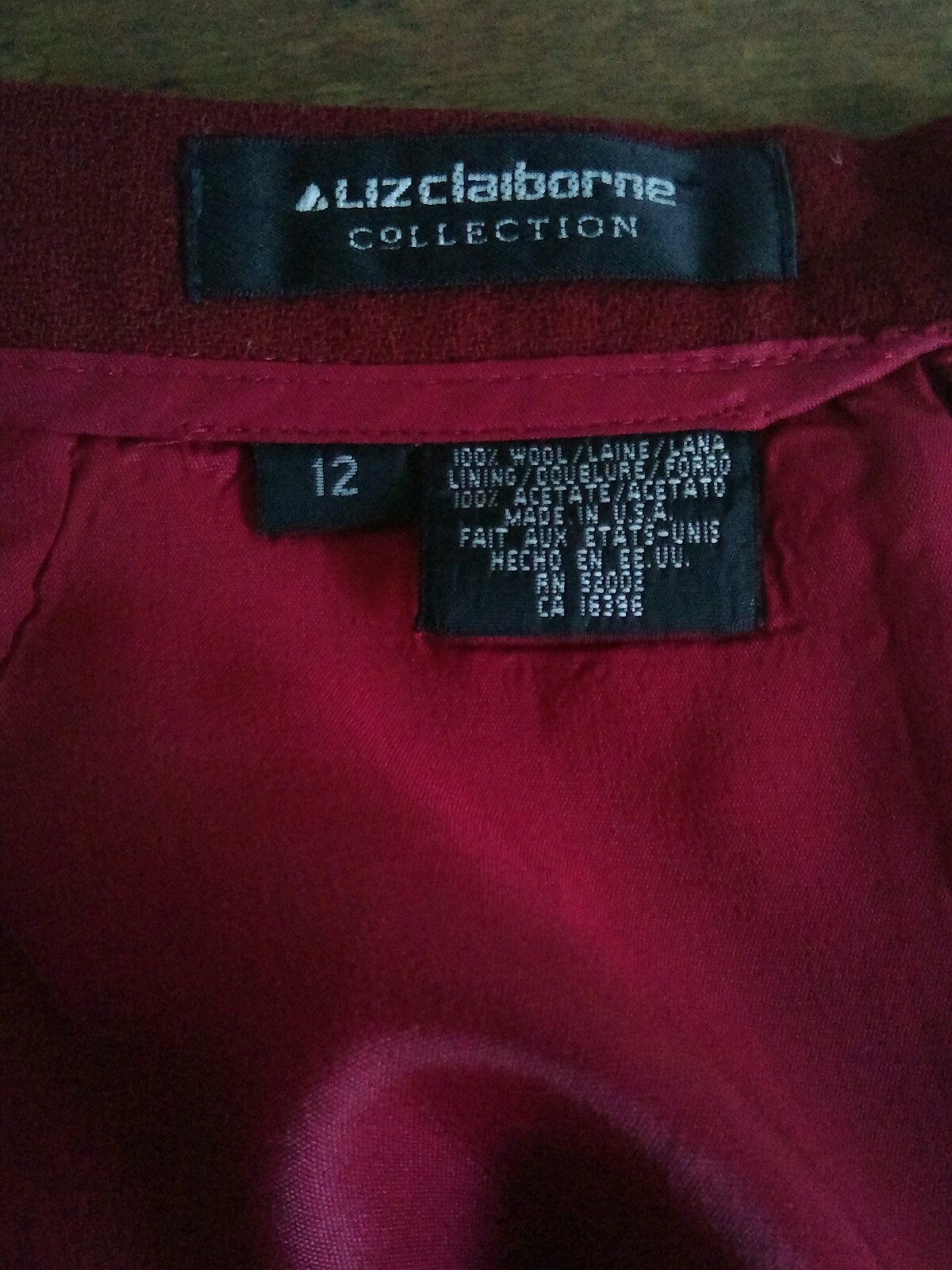 Liz Claiborne Vintage Wool Crepe Skirt Size 12 Red Back Zip and Slit 30″ Waist