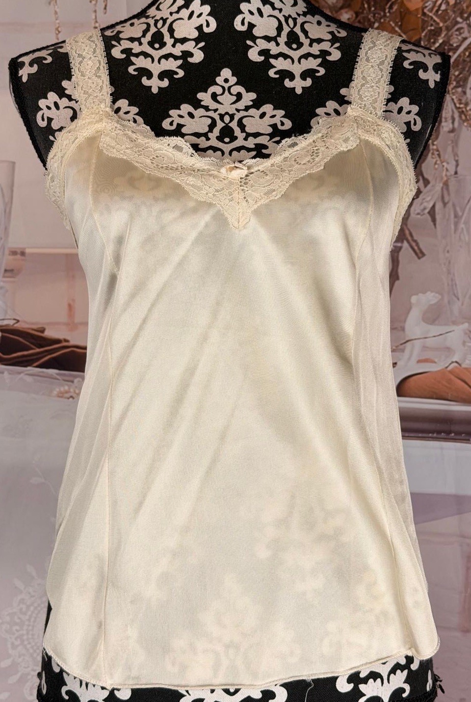 VTG 80’s greenco maid Women’s Ivory Floral Lace Trimmed Wide Lace Strap Cami M