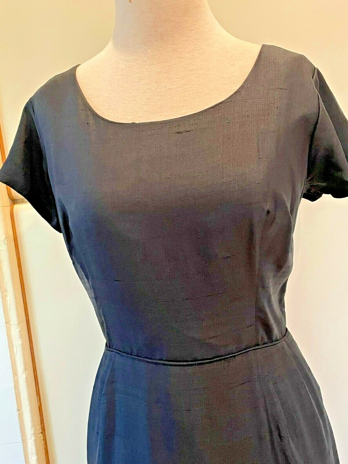Ruth Jones Town & Country Vintage 1960s Cocktail Dress