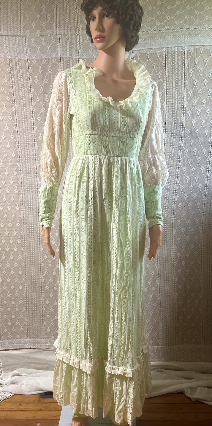 Vintage 1970s Prairie Dress Victorian Lace Folklore Cottagecore Lime Maxi S 27W