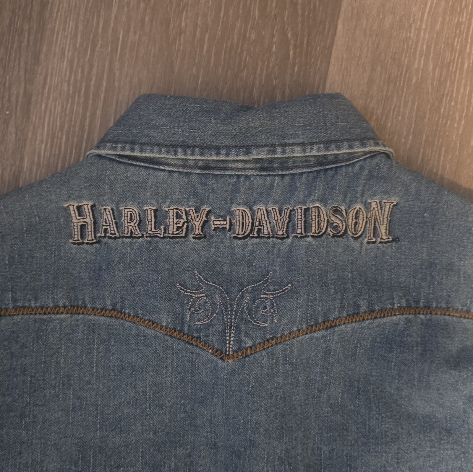 Harley Davidson Denim Snap Front Western Shirt Womens Medium Embroidered Logo