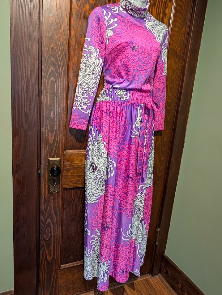 VTG 60S/70S BODYSUIT S leotard onepiece top purple pink crysanthemum mod gogo 4E