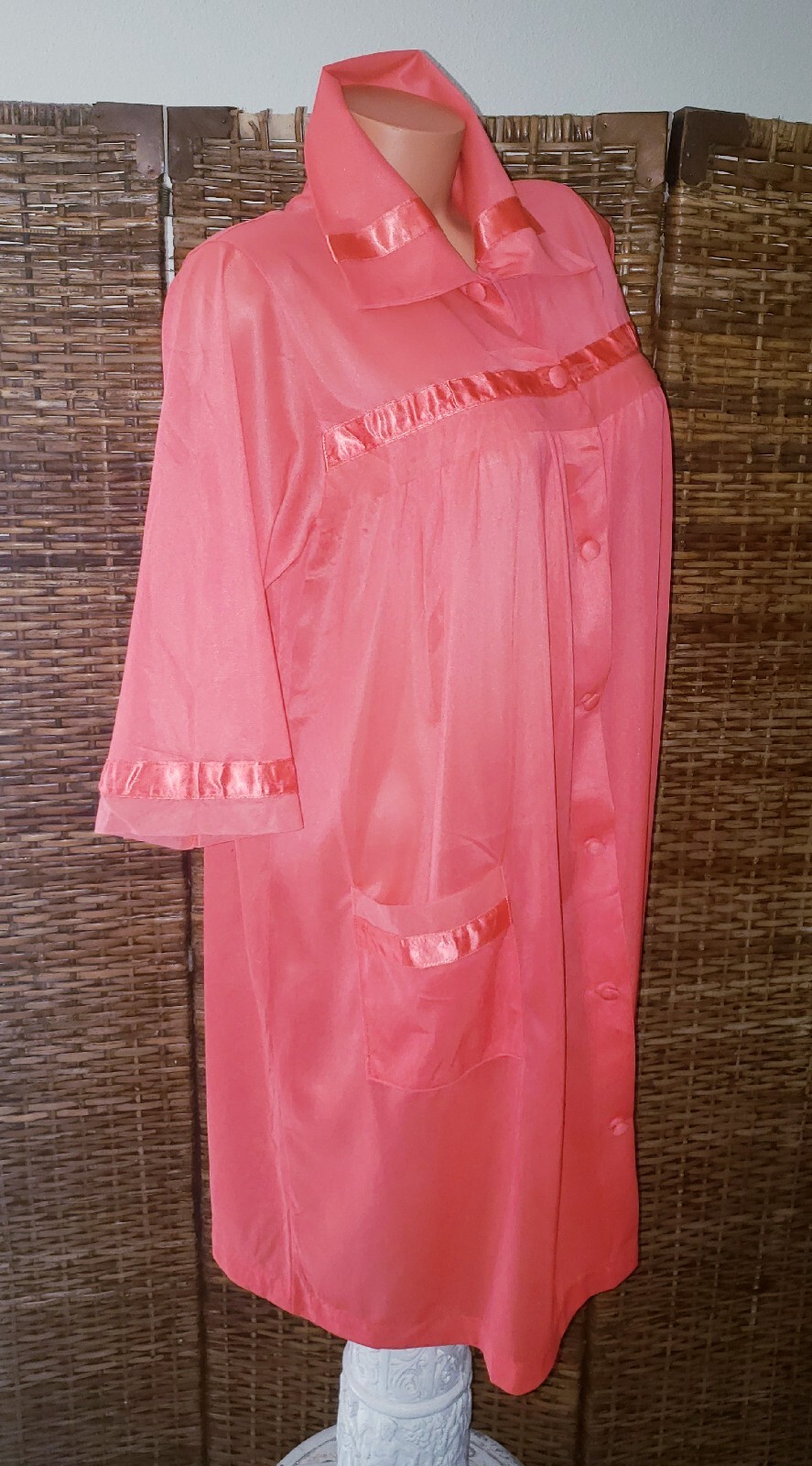 Vintage Coral Satin Chiffon Mid Century Modern Glam Robe House Coat Sz L