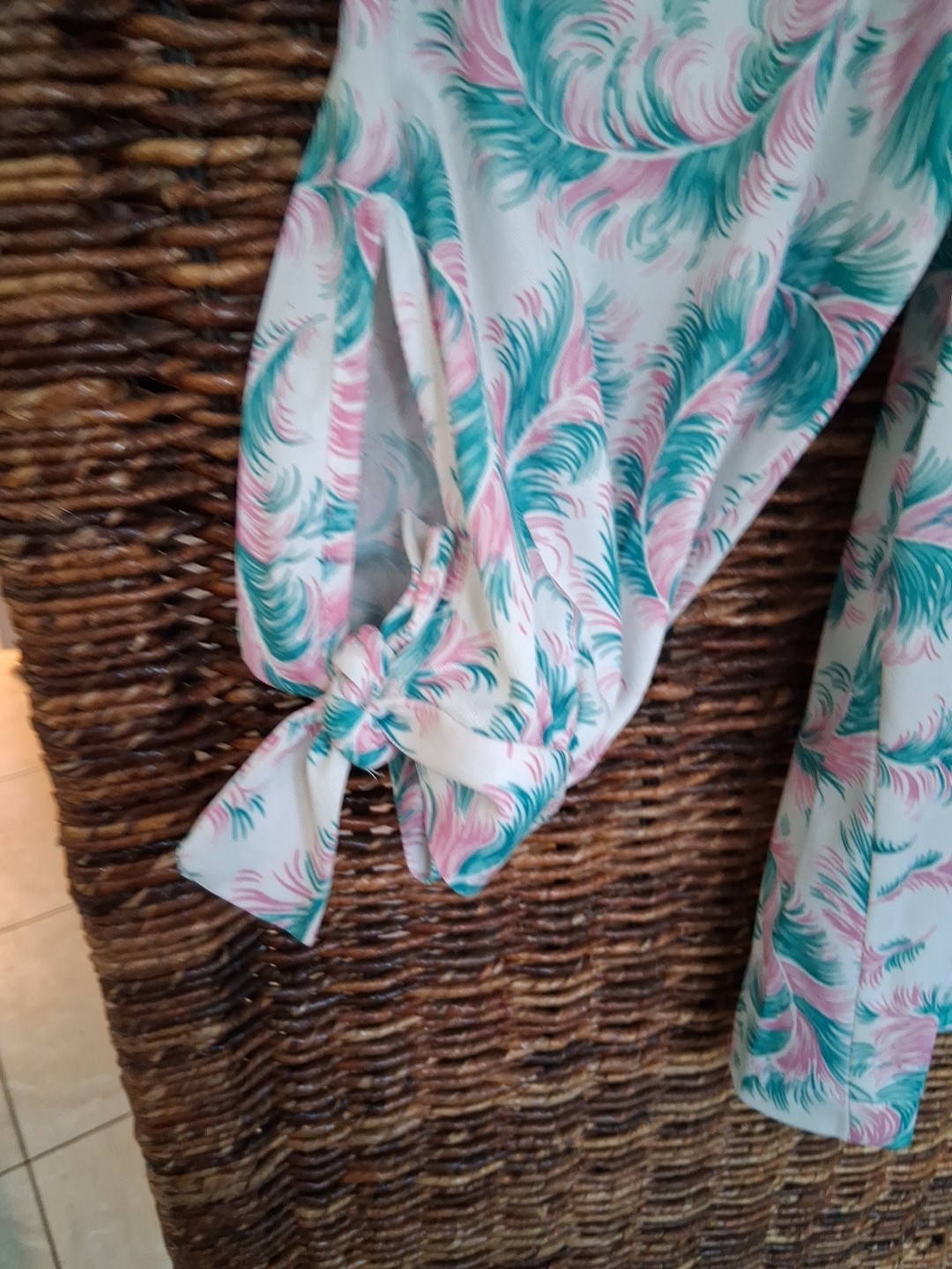 Vintage 70s Blue And Pink Paisley Feathers Med? Retro Disco Groovy Mod Unbrand