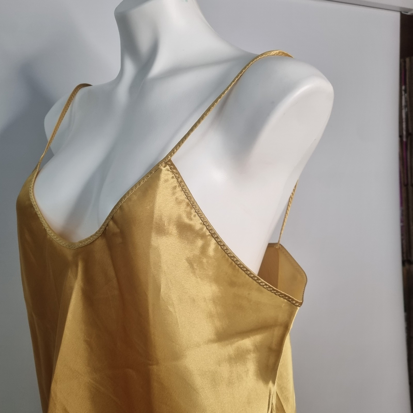 VTG Undercover Wear Sexy Gold Nightgown Strappy Nightie Slip Satin USA Sz L