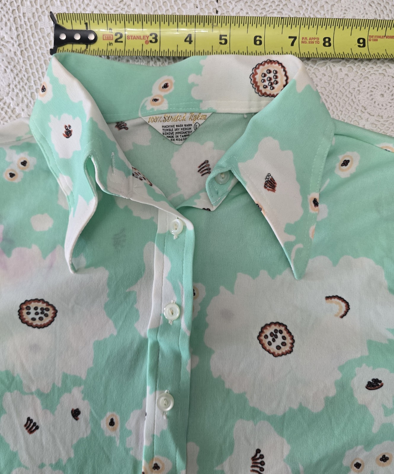 70s Mint Green Floral Disco Shirt Dagger Collar Fits Modern XS/S (Tagged L)
