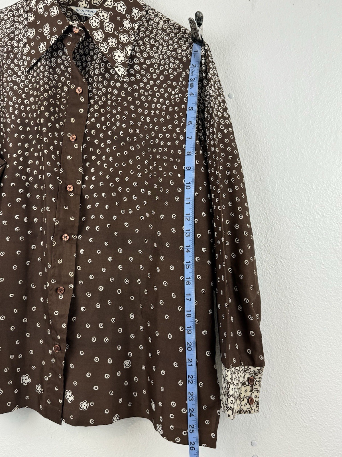 Vintage 1970s Blousemaker Lady Arrow Brown Floral Button Up Shirt