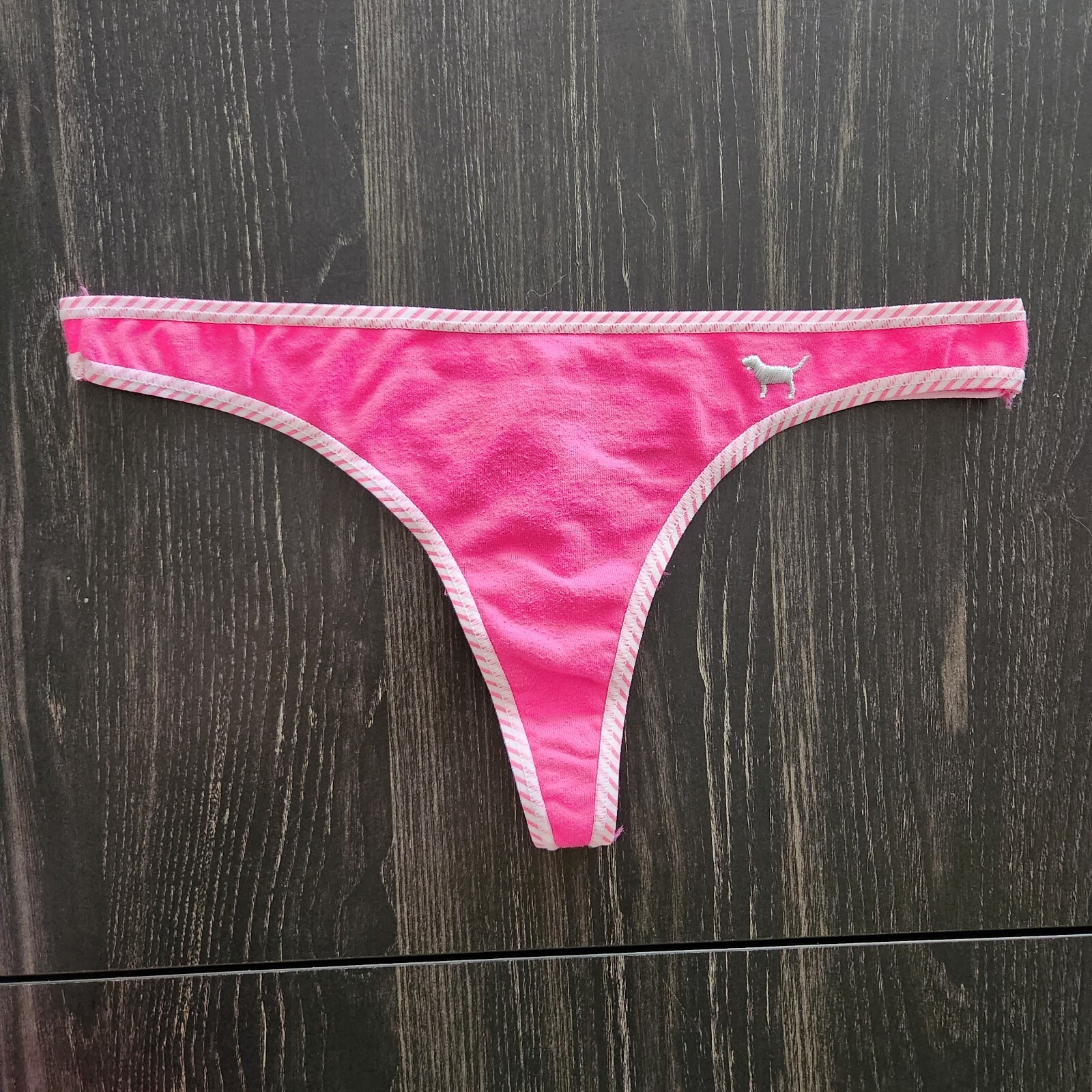 Vintage Y2K Victoria’s Secret Pink Dog Stripe Cotton Thong Panties Metallic Icon