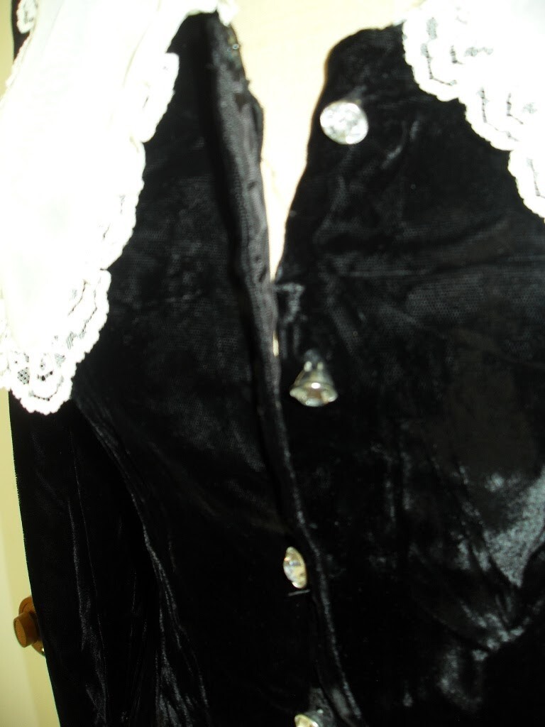 Black Velvet White Collar Cuffs Large Crystal Buttons Mini GoGo Retro VTG 1960’s