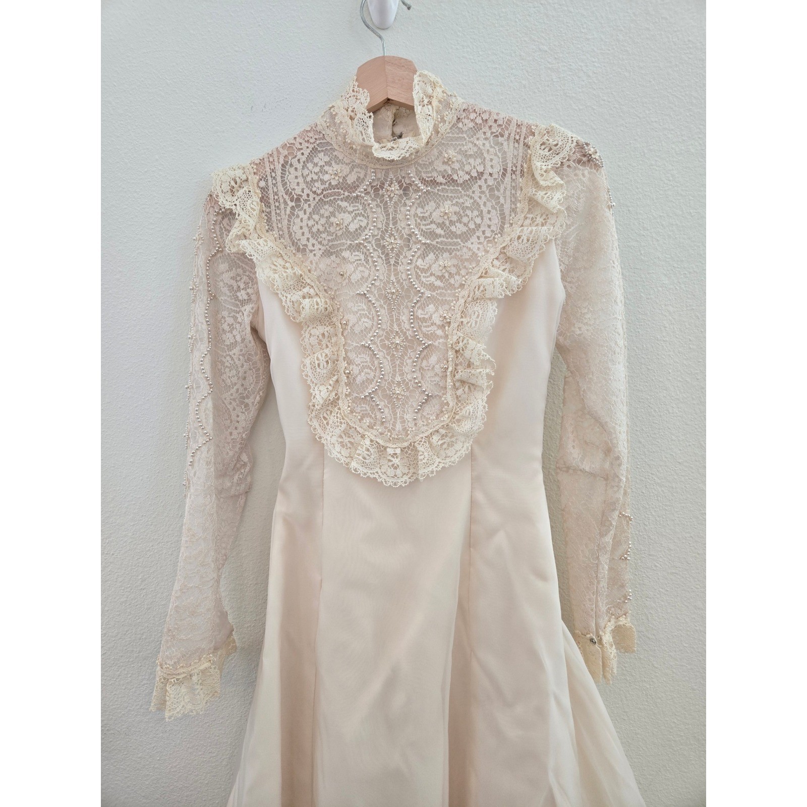 Vintage Victorian Lace Wedding Dress Pearl Beaded High Neck Long Sleeve Gown 6