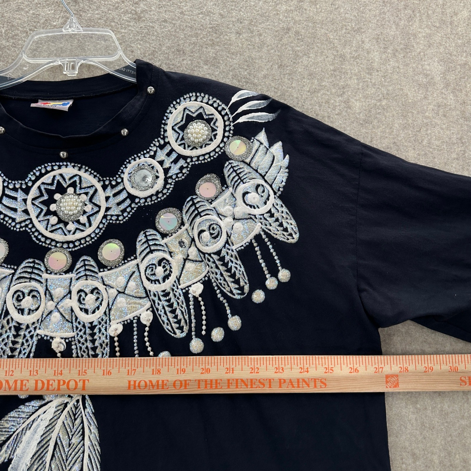 VTG Black Paint Embellished Long Sleeve T-Shirt Feather Southwestern Boho Dolman