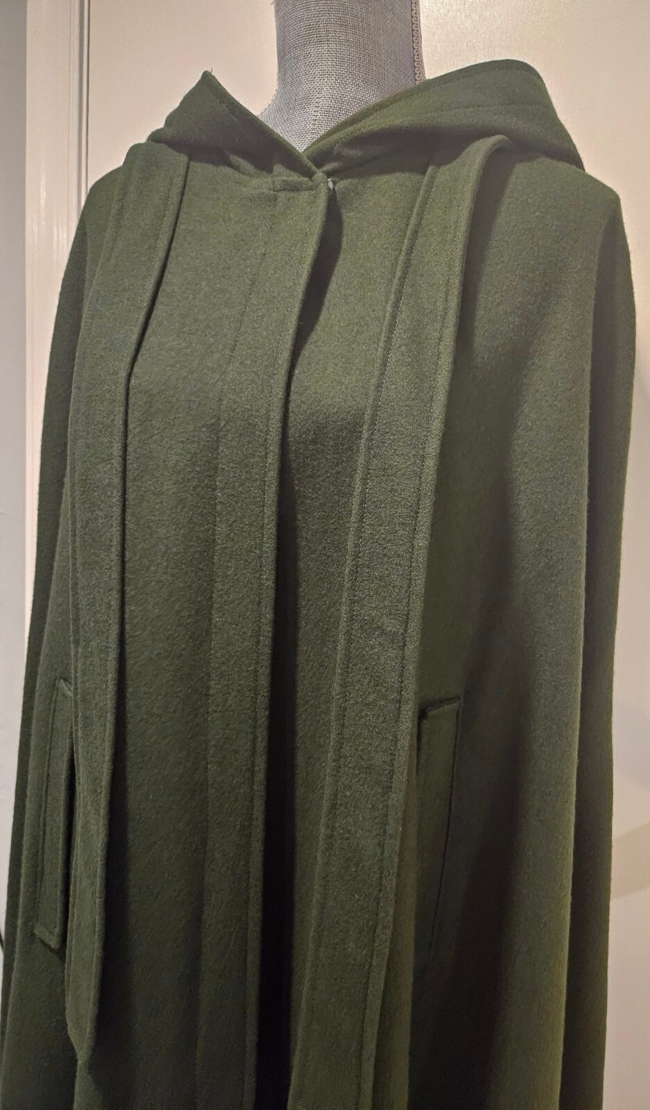 Aunt Abigail’s Attic Medium Dark Green Wool Full Length Cape Hooded Vintage 80’s