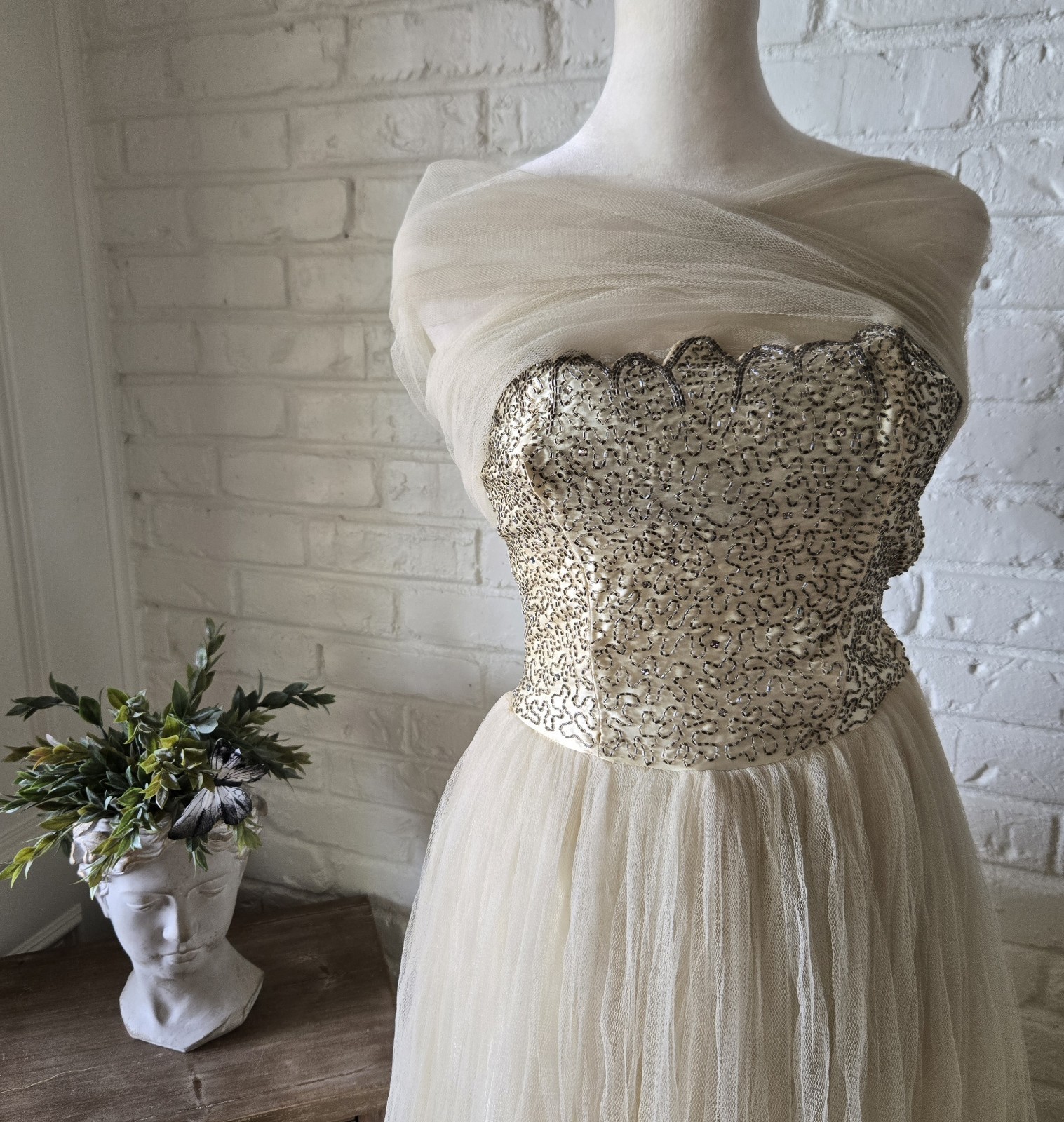 Vtg 1950s Ivory Tulle & Satin Embellished Gown, Party Dress, Wedding, XS/2