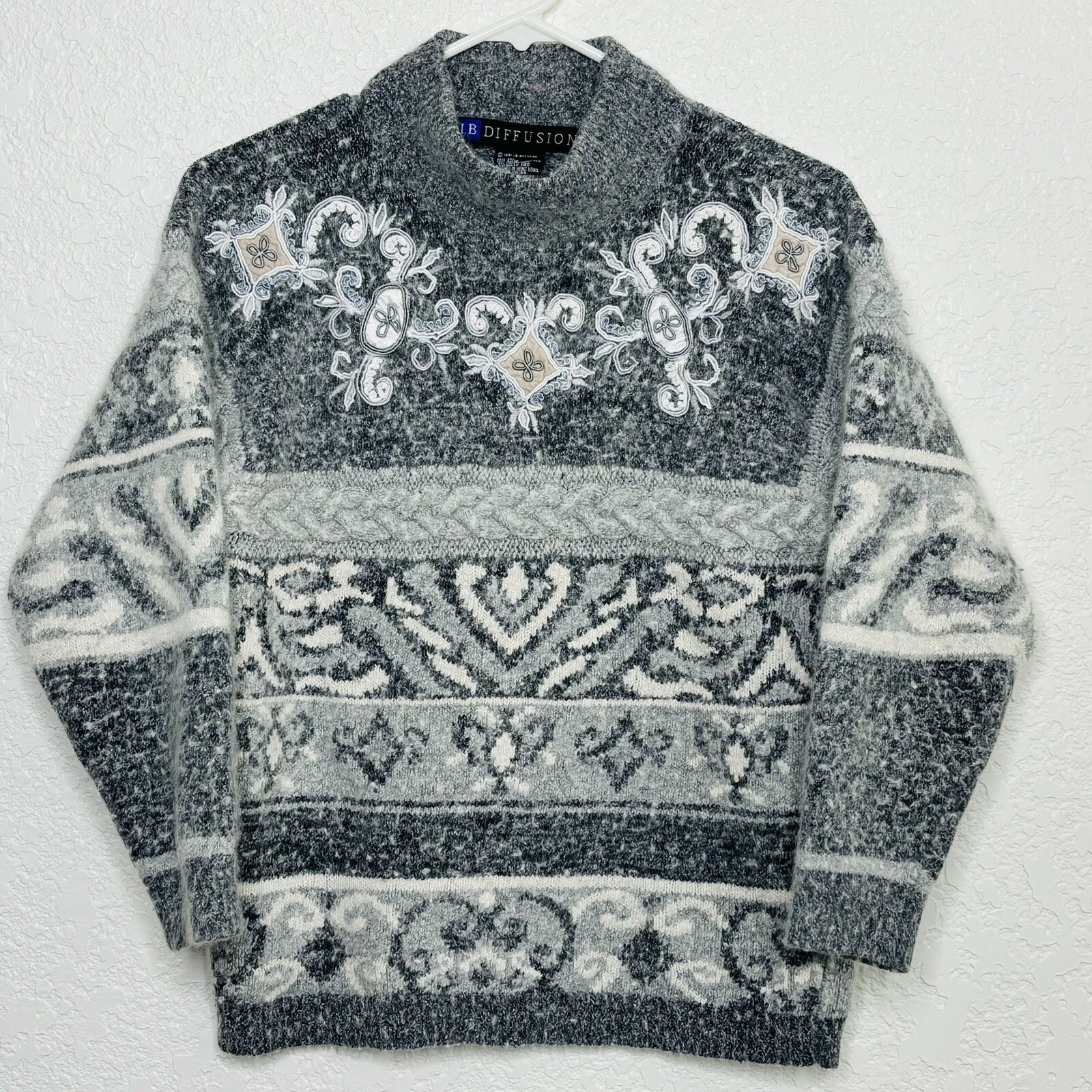 Vintage I. B. DIFFUSION Sweater Womens S Silk Angora Wool Knit Blend Embellished