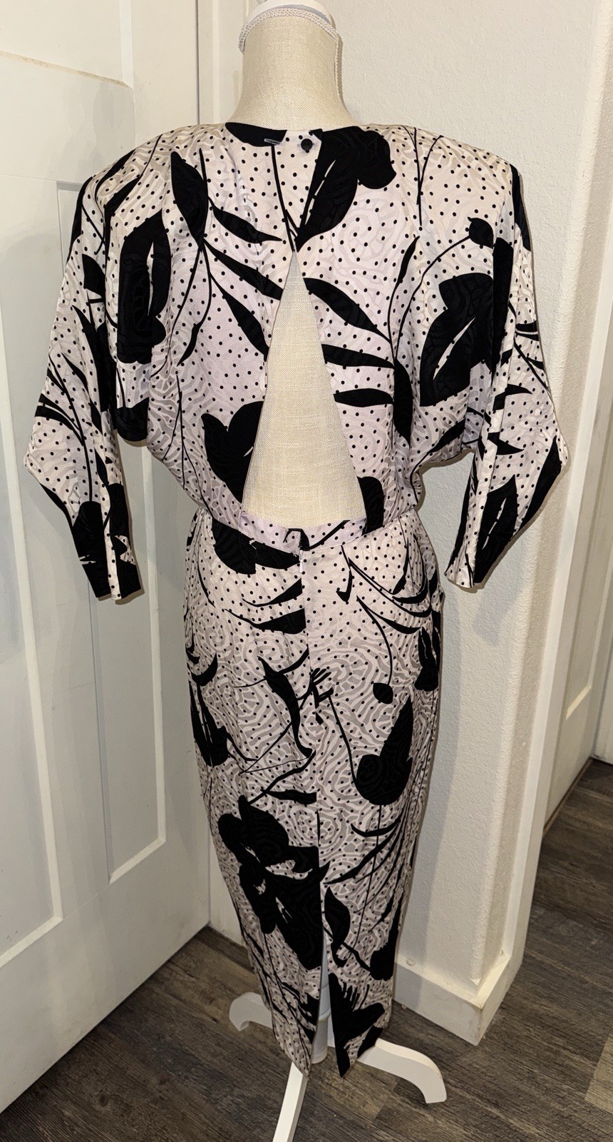 VTG 80s Silks by St Gillian Dress Cream Black Floral Open Cutout Back Midi Silk