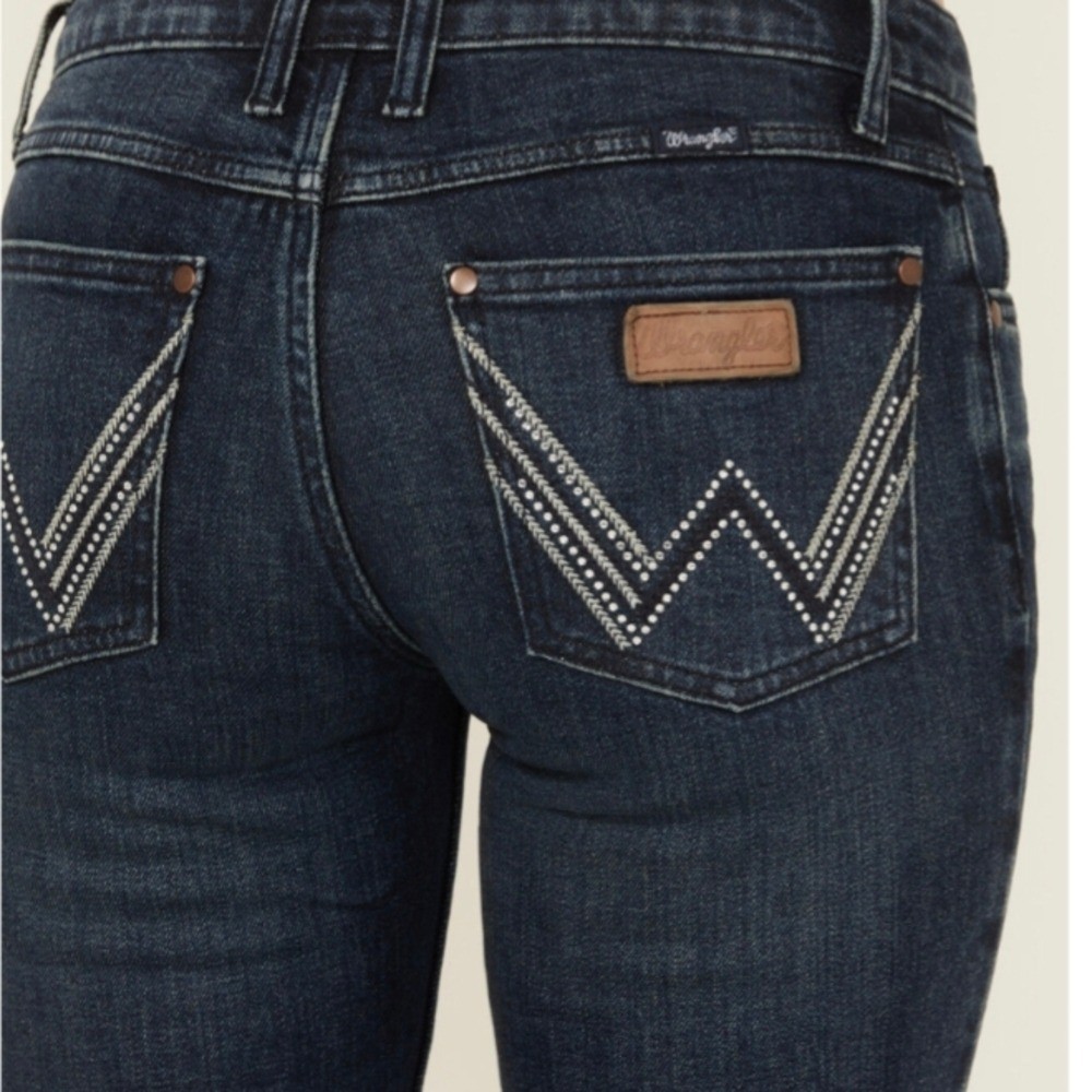 Wrangler Retro Women’s Dark Wash Mid Rise Bootcut Stretch Denim Jeans 29×32
